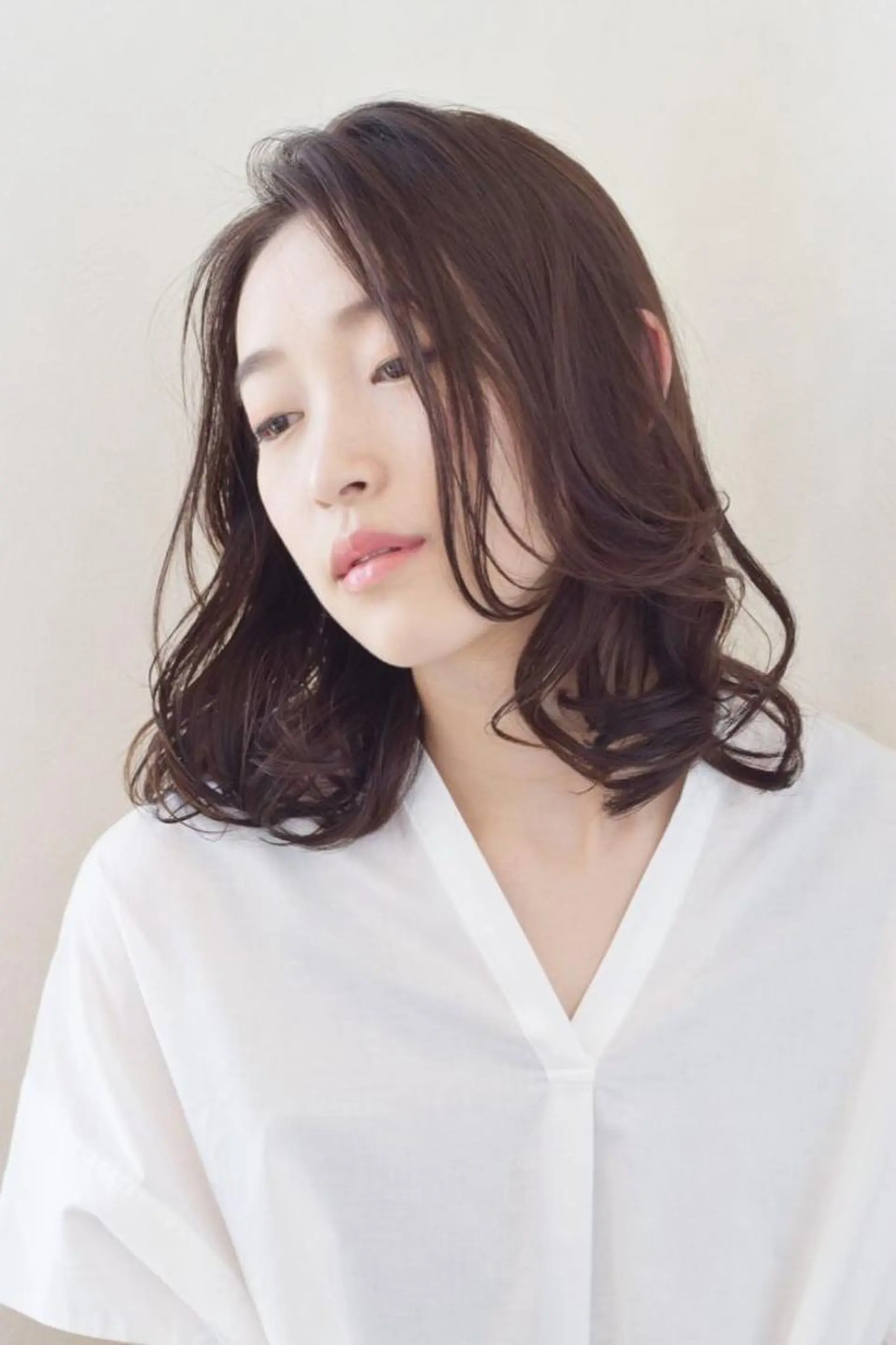 ミディアム ヘアアレンジ カット パーマ 鶴﨑 美優亜のヘアスタイル