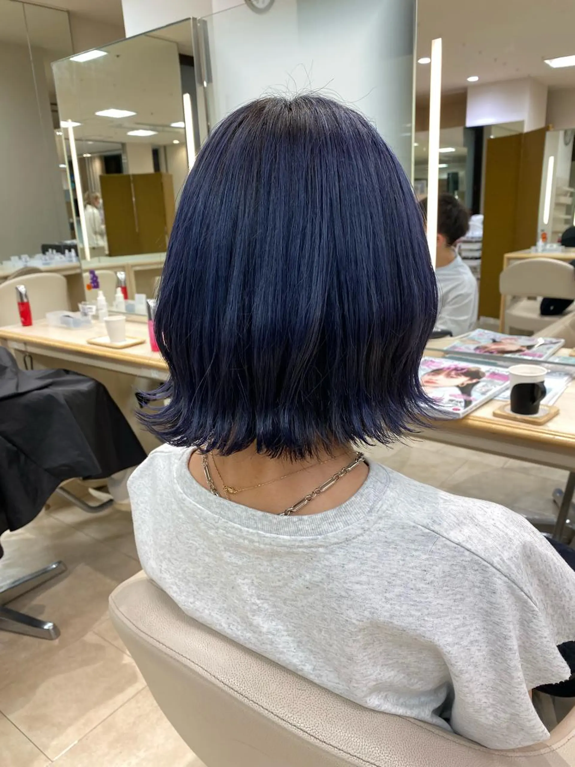 ショート カラー ブルーカラー ネイビーカラー ヘアカラー トリートメント ヘアセット ハイトーン/ウルフ /レイヤー/坂野幸伸のヘアスタイル