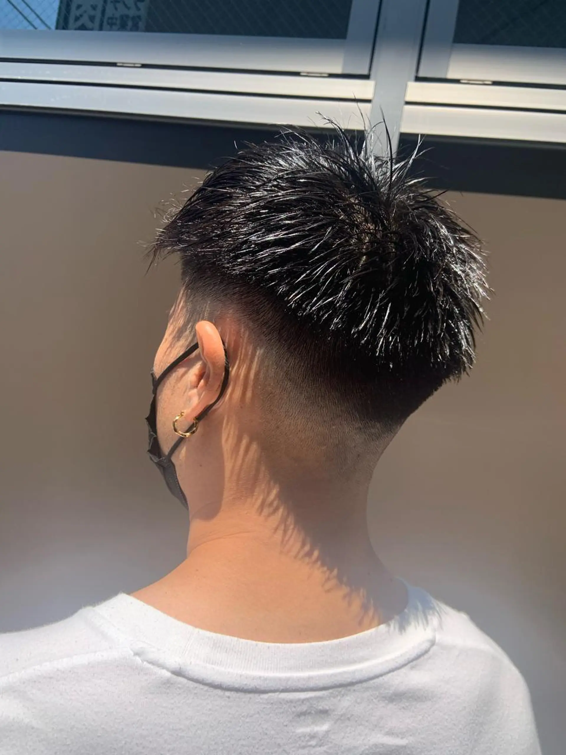 ショート カラー パーマ ヘアアレンジ メンズ フェードカット ハイトーンカラー🤍 山下 優華のヘアスタイル