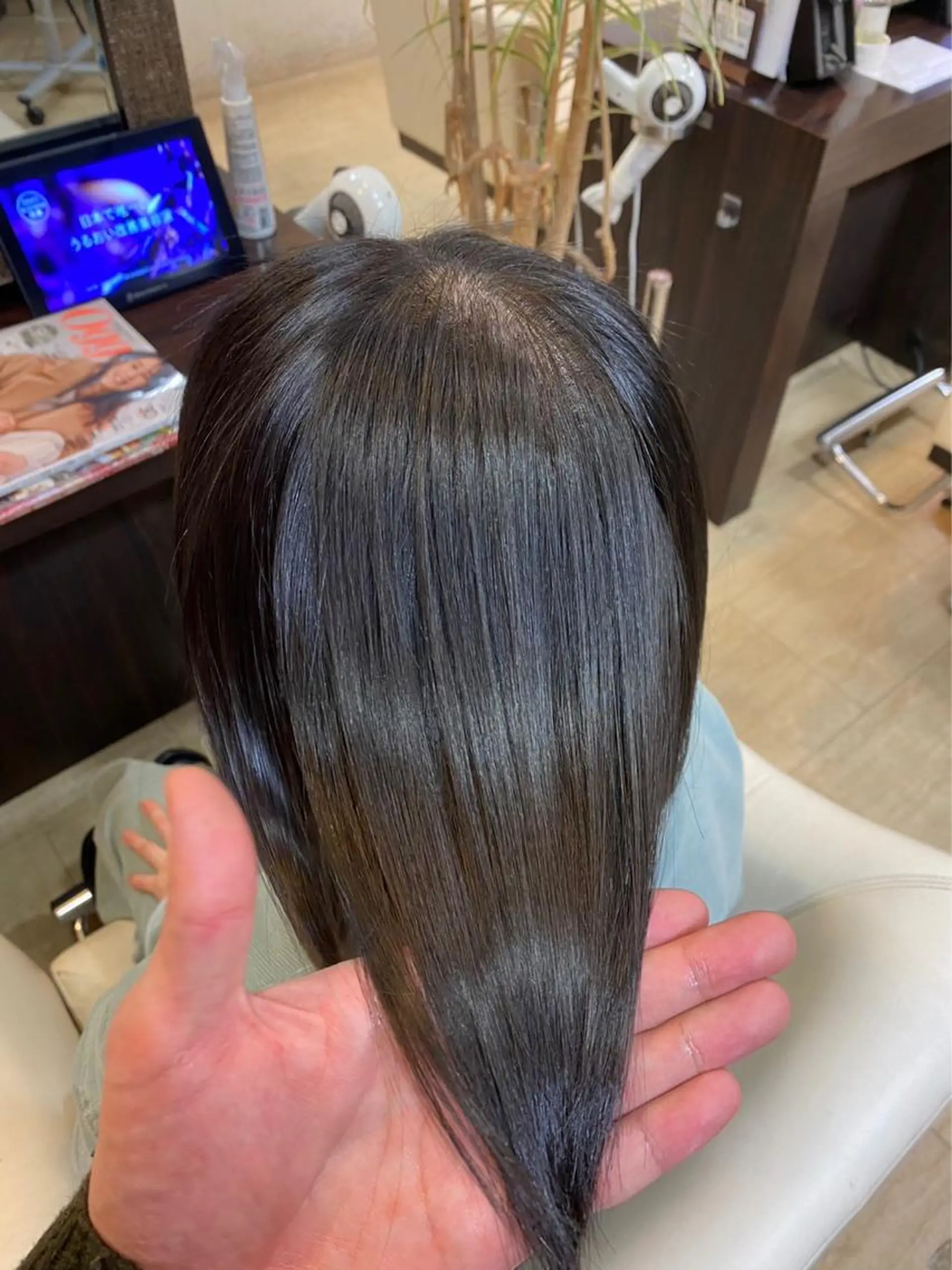 ミディアム 縮毛矯正 馬場 こなみのヘアスタイル