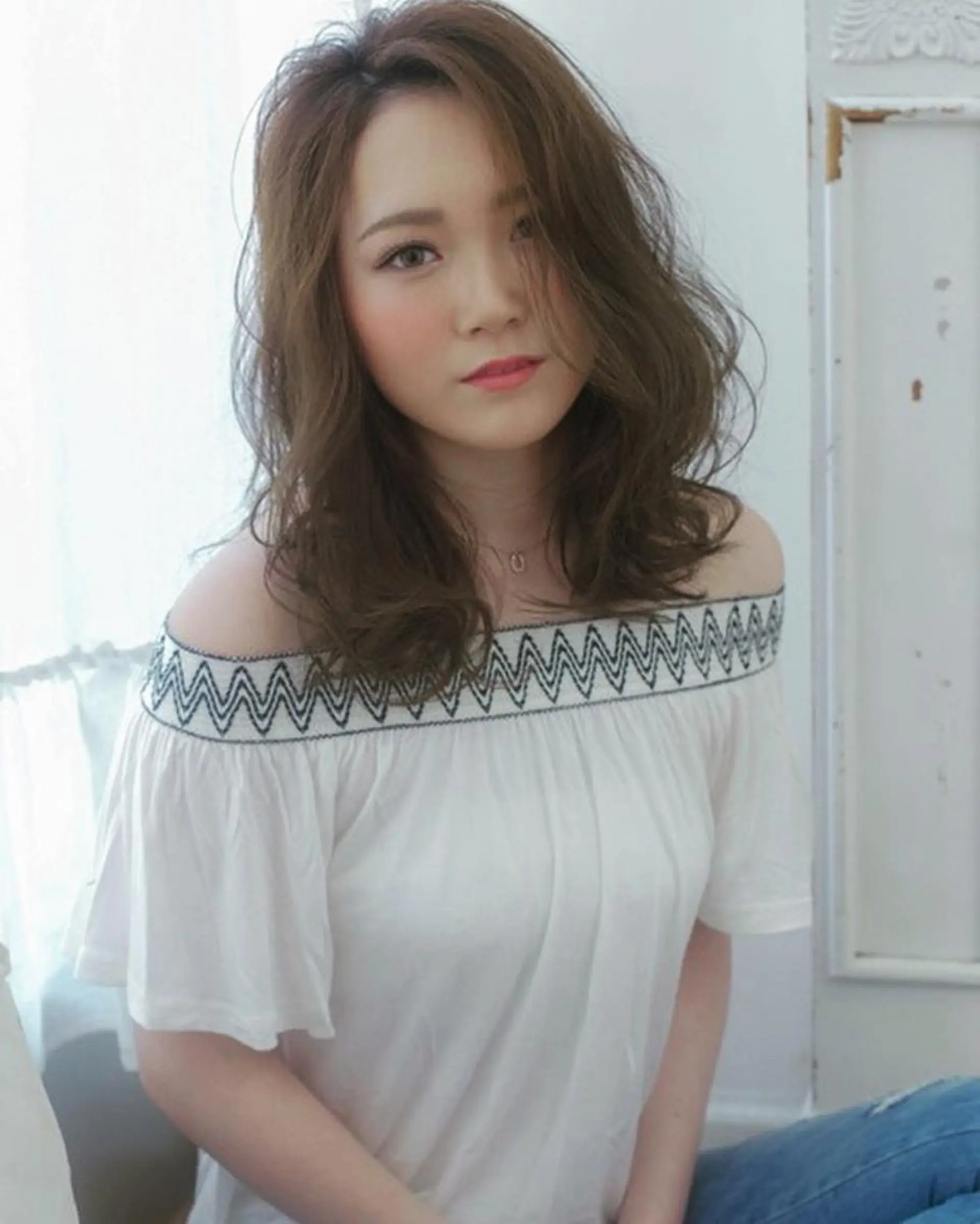 セミロング ＨＩ ROのヘアスタイル