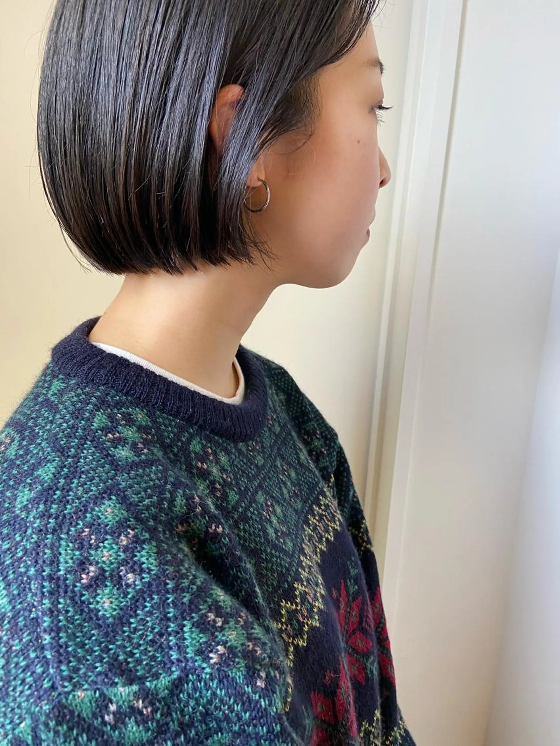 ミディアム アッシュ ボブ ハイライト 髪質改善 韓国風ヘア カット 岡本康平/ボブ /ブリーチ/レイヤーのヘアスタイル