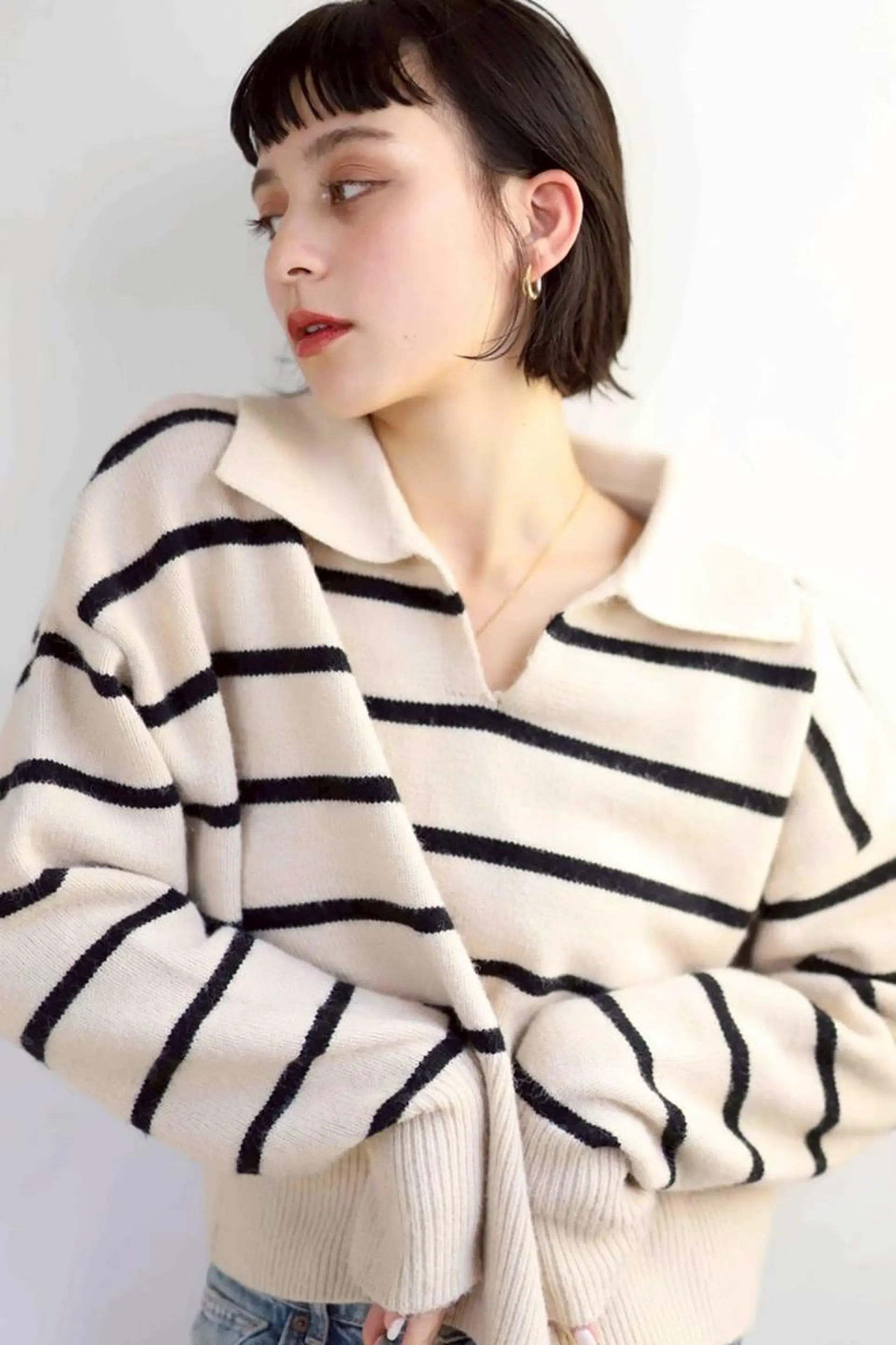 ミディアム 井上 未悠のヘアスタイル