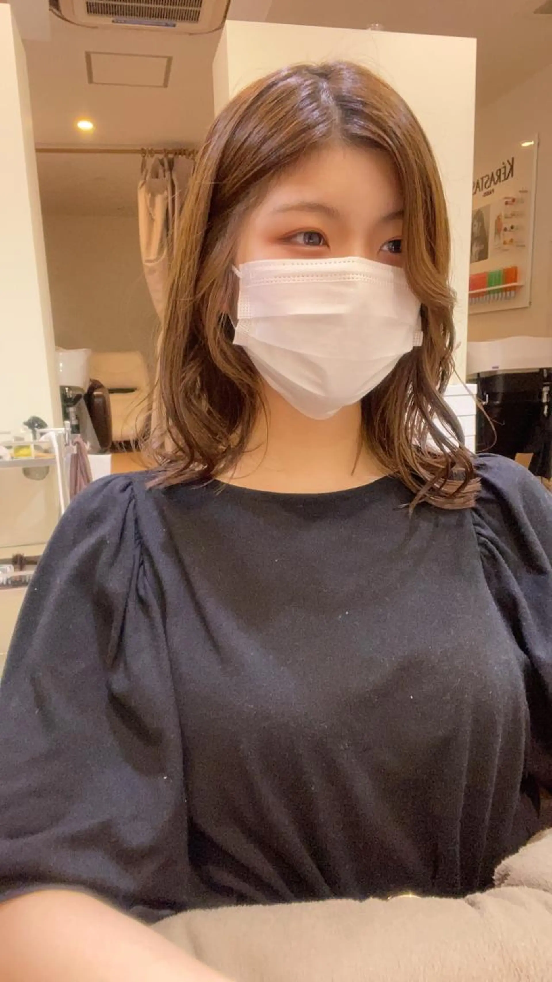 セミロング カラー パーマ ヘアアレンジ メンズ キッズ ネイル マツエク・マツパ メンズブリーチ メンズハイトーン 学生（メンズ向け） ブリーチ ハイトーンカラー 韓国🇰🇷レイヤー カットオリーブカラーのヘアスタイル