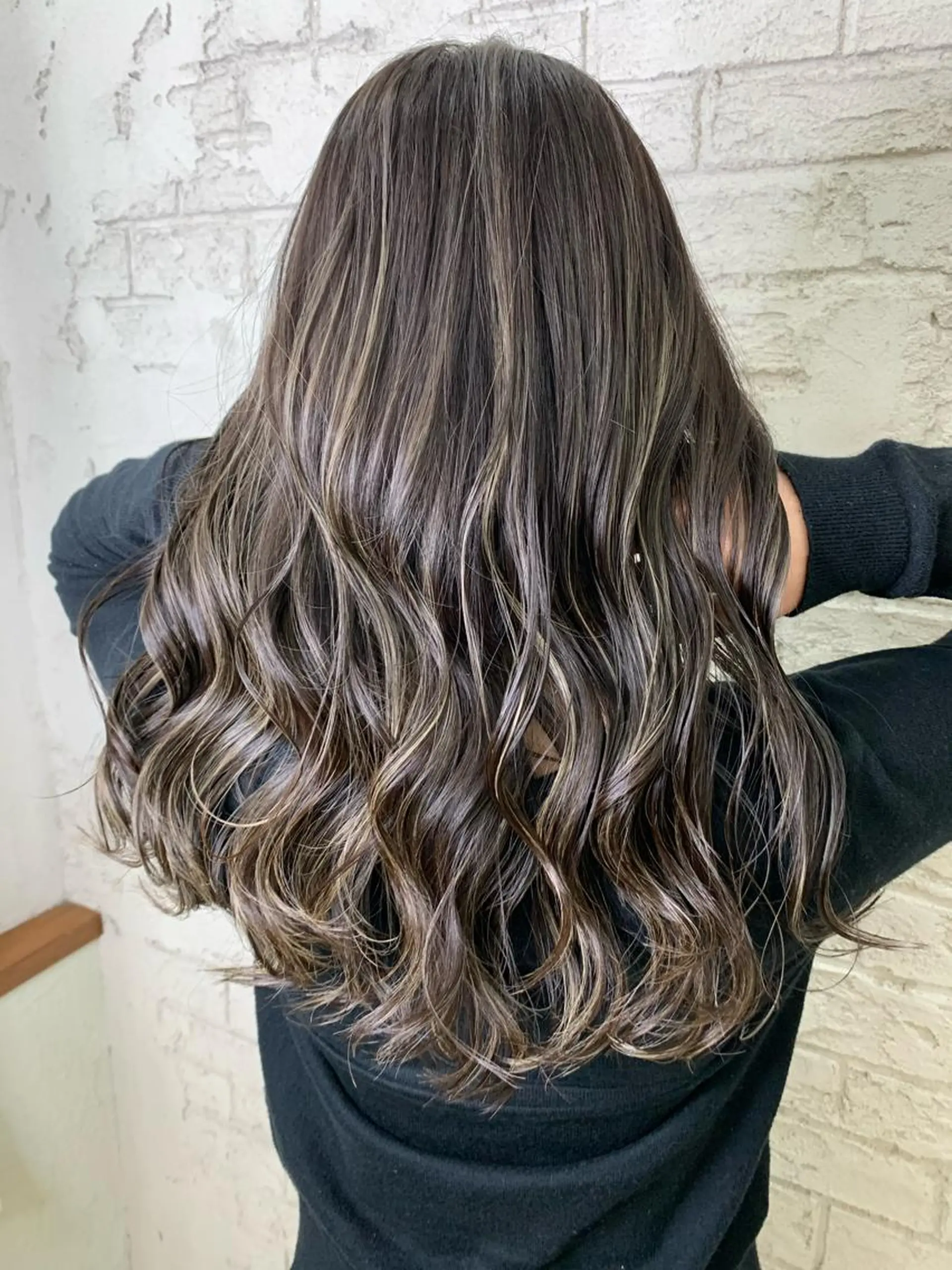 セミロング ハイライト 🇺🇸ハイライト特 化美容師🇺🇸漆沢のヘアスタイル