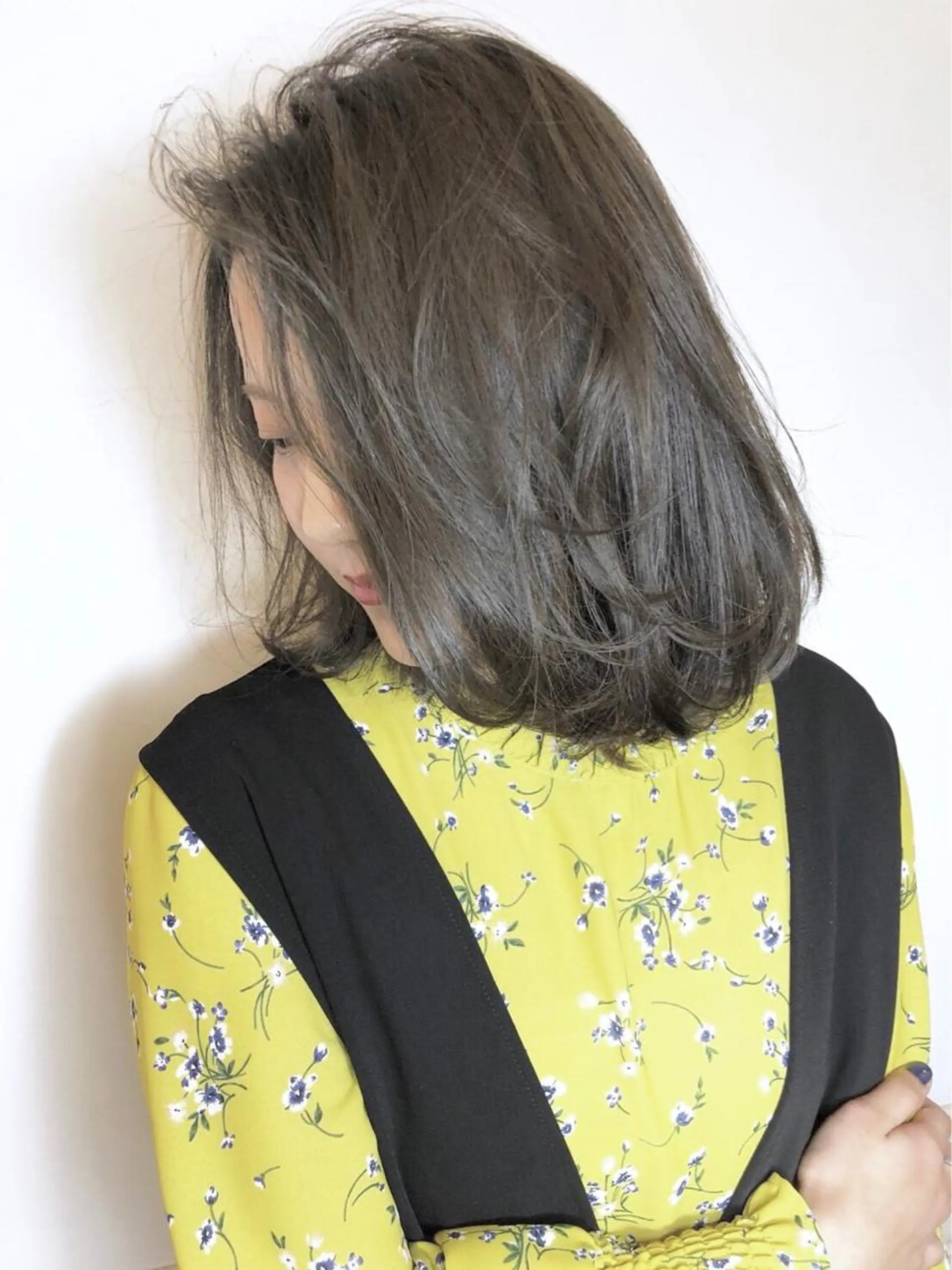 ミディアム カラー 🌟イメチェン美容師 🌟清水 大輝のヘアスタイル