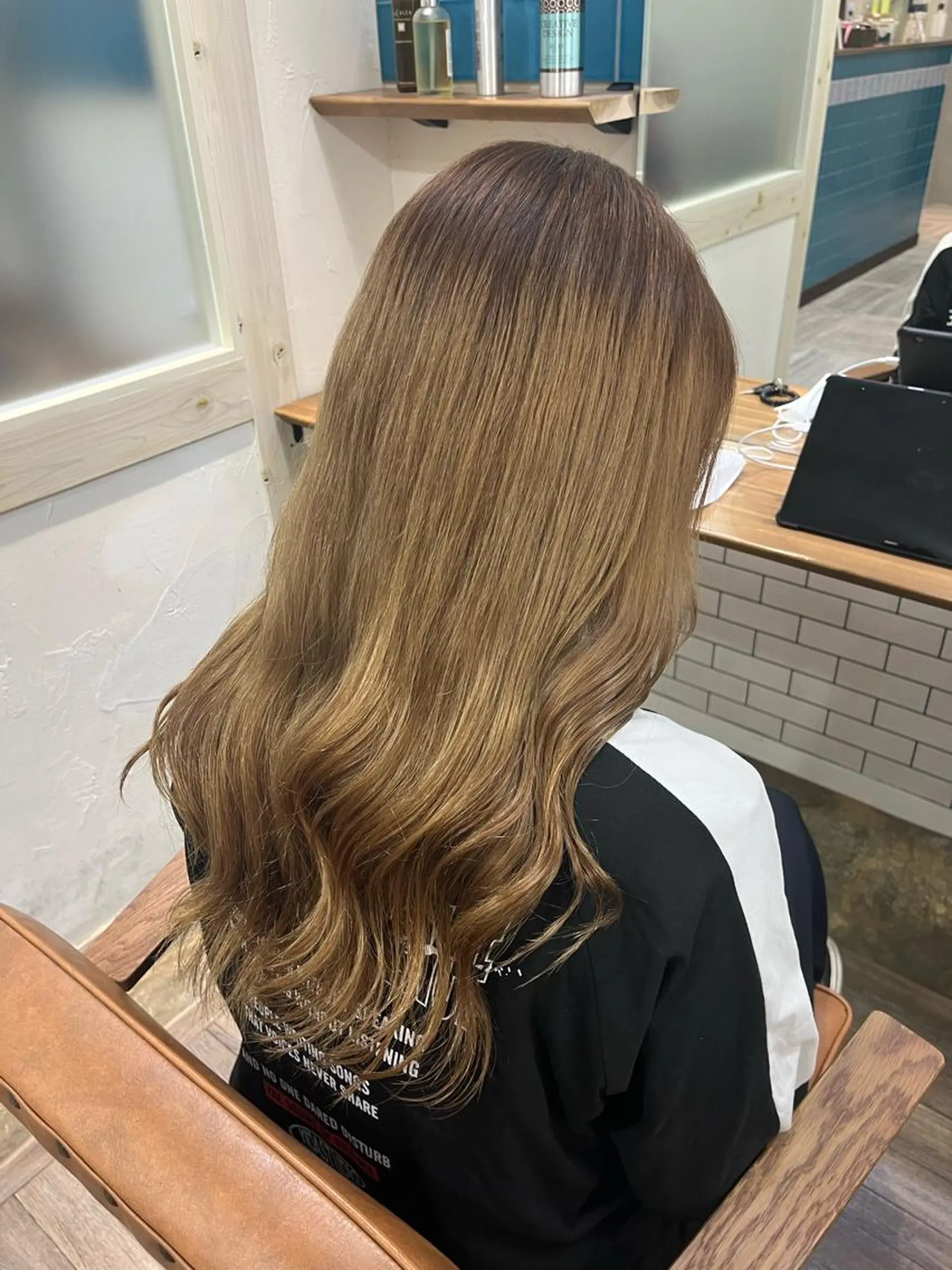 ロング カラー 🫧tomoka 透明感カラー🫧のヘアスタイル