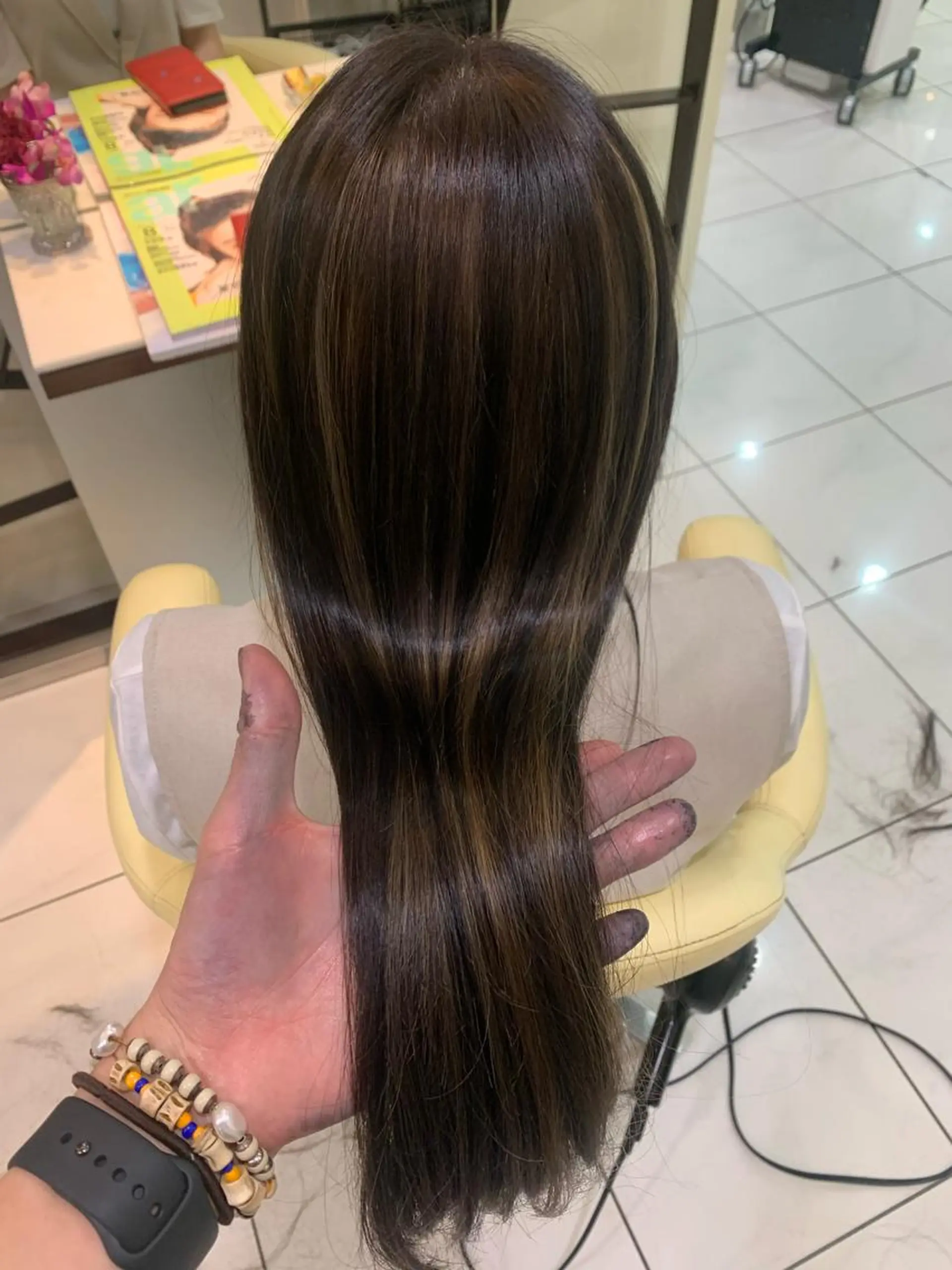 ロング 🫧髪質改善・美髪 艶髪🫧ニタ シンゴのヘアスタイル