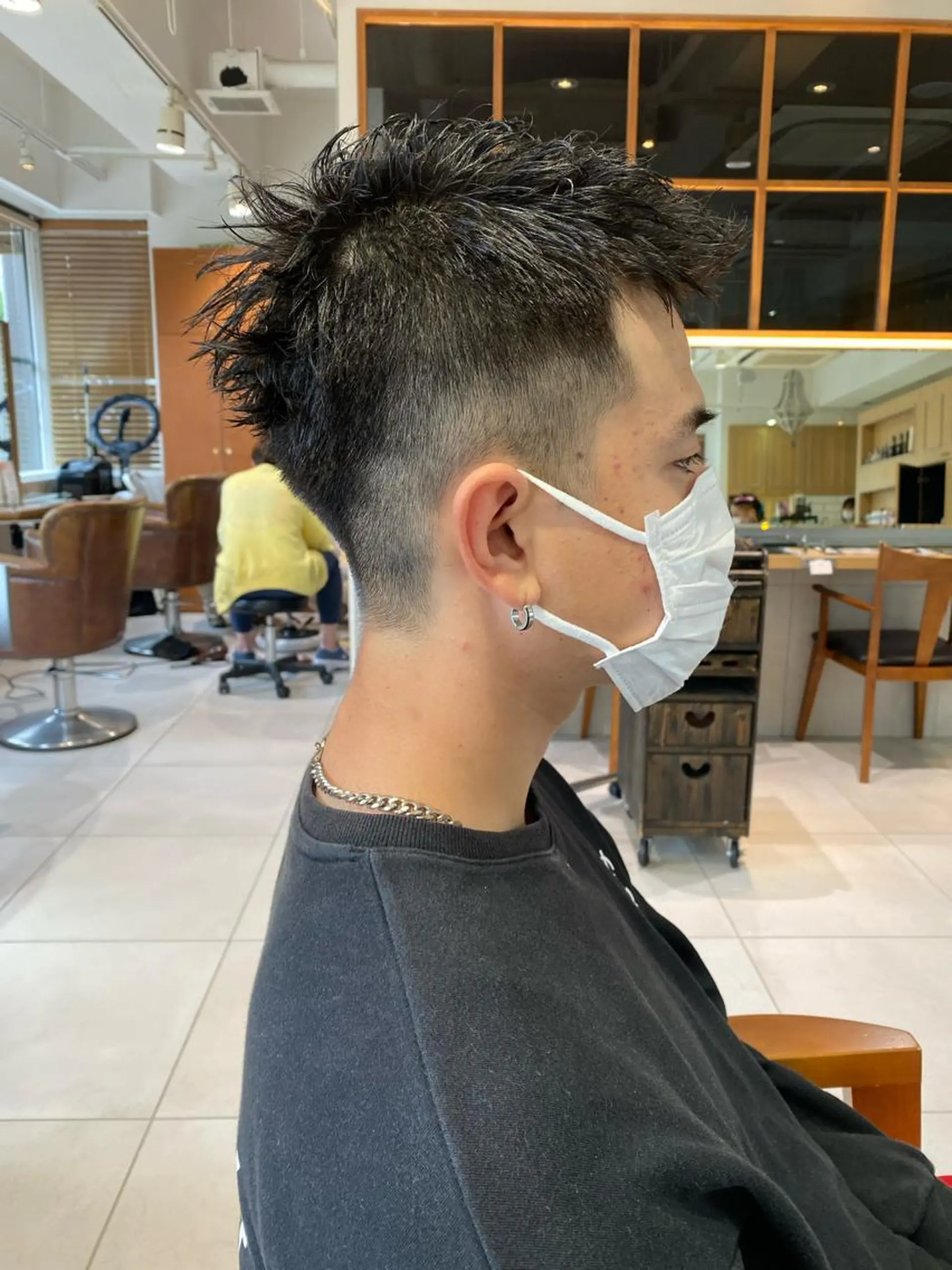 ショート カラー パーマ ヘアアレンジ メンズ カット パーマ メンズパーマの巨匠 鈴木純のヘアスタイル