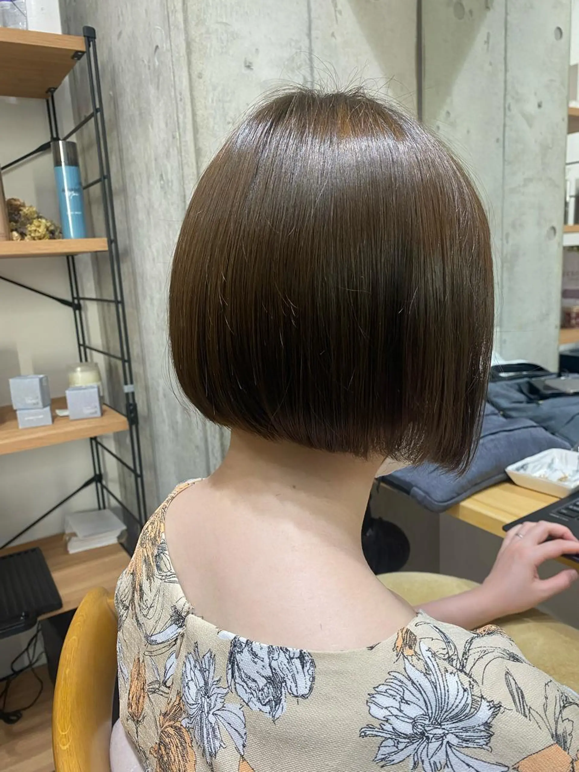 ショート カラー カット ヘアカラー トリートメント 似合う髪型が 分からない方へのヘアスタイル
