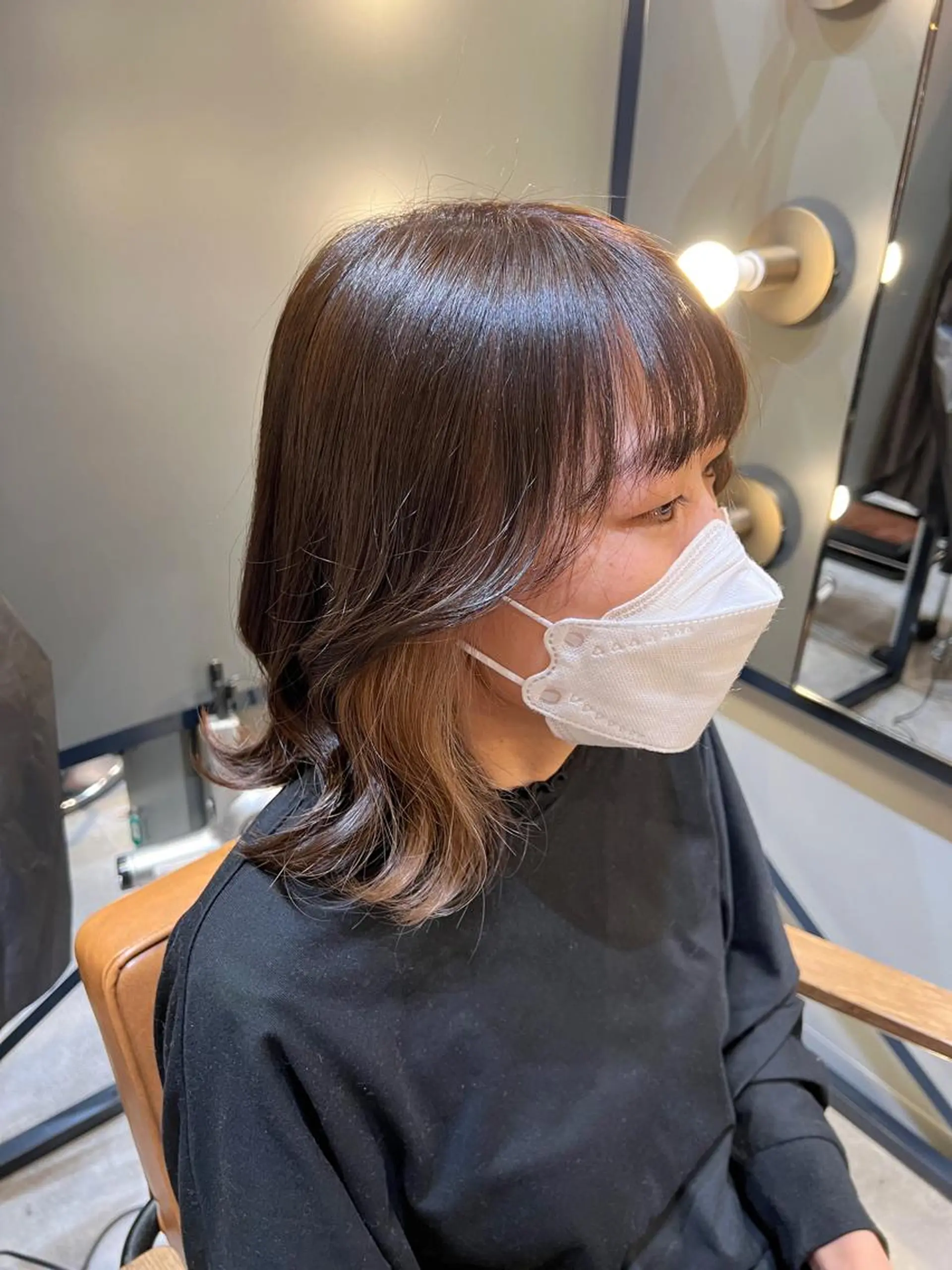 ミディアム カラー ベージュカラー ミルクティーベージュ THINK SHOP sakiのヘアスタイル