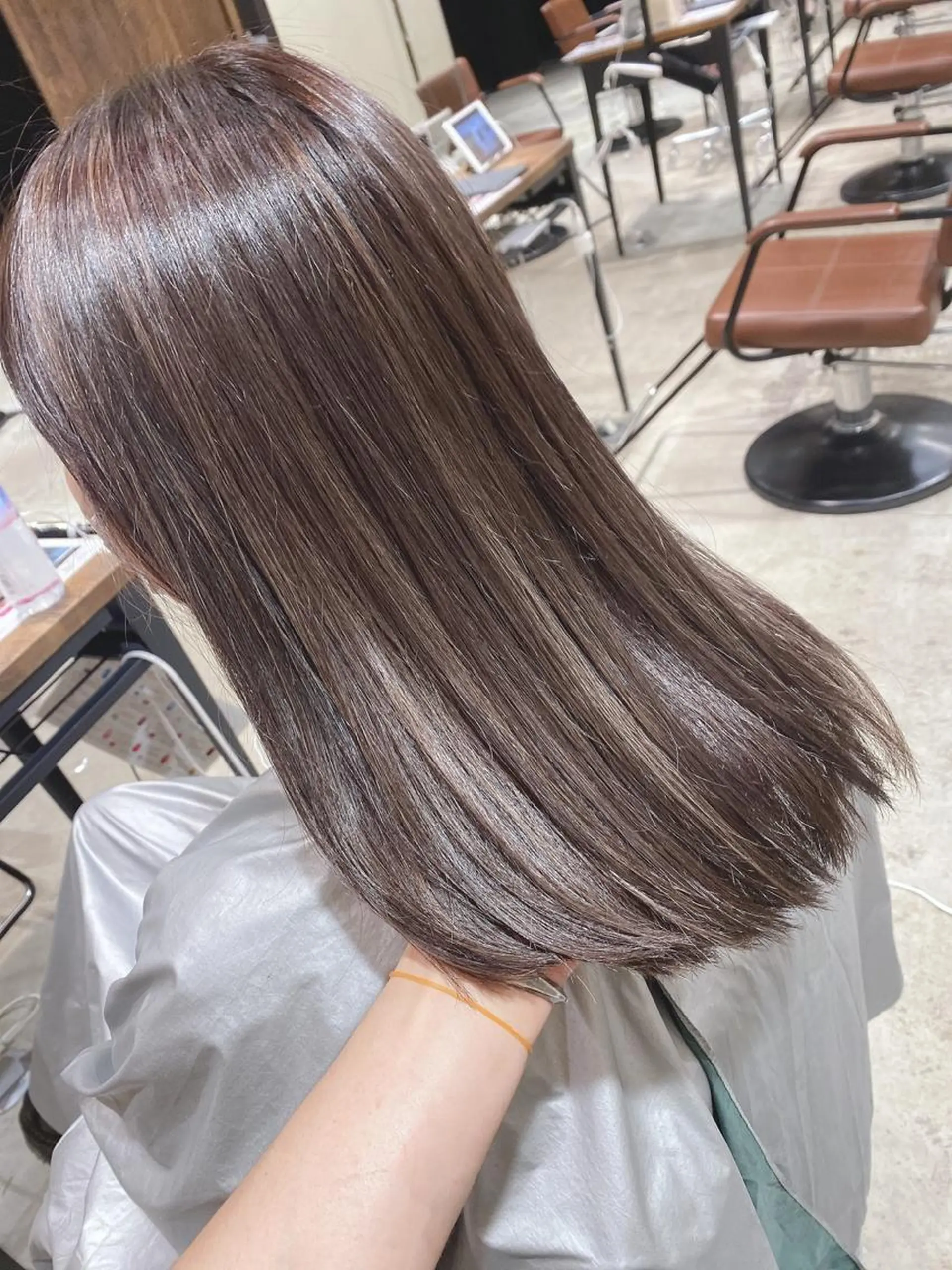 カラー ハイライトカラー カット ヘアカラー トリートメント 顔まわりの神様✨ 透明感カラー藤嶋秀幸のヘアスタイル