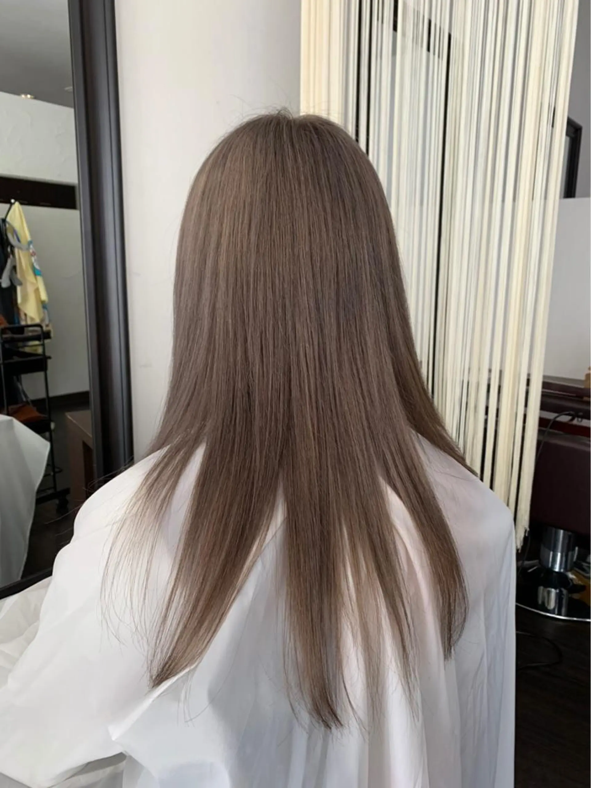 ロング カラー 阿久津 泰幸のヘアスタイル