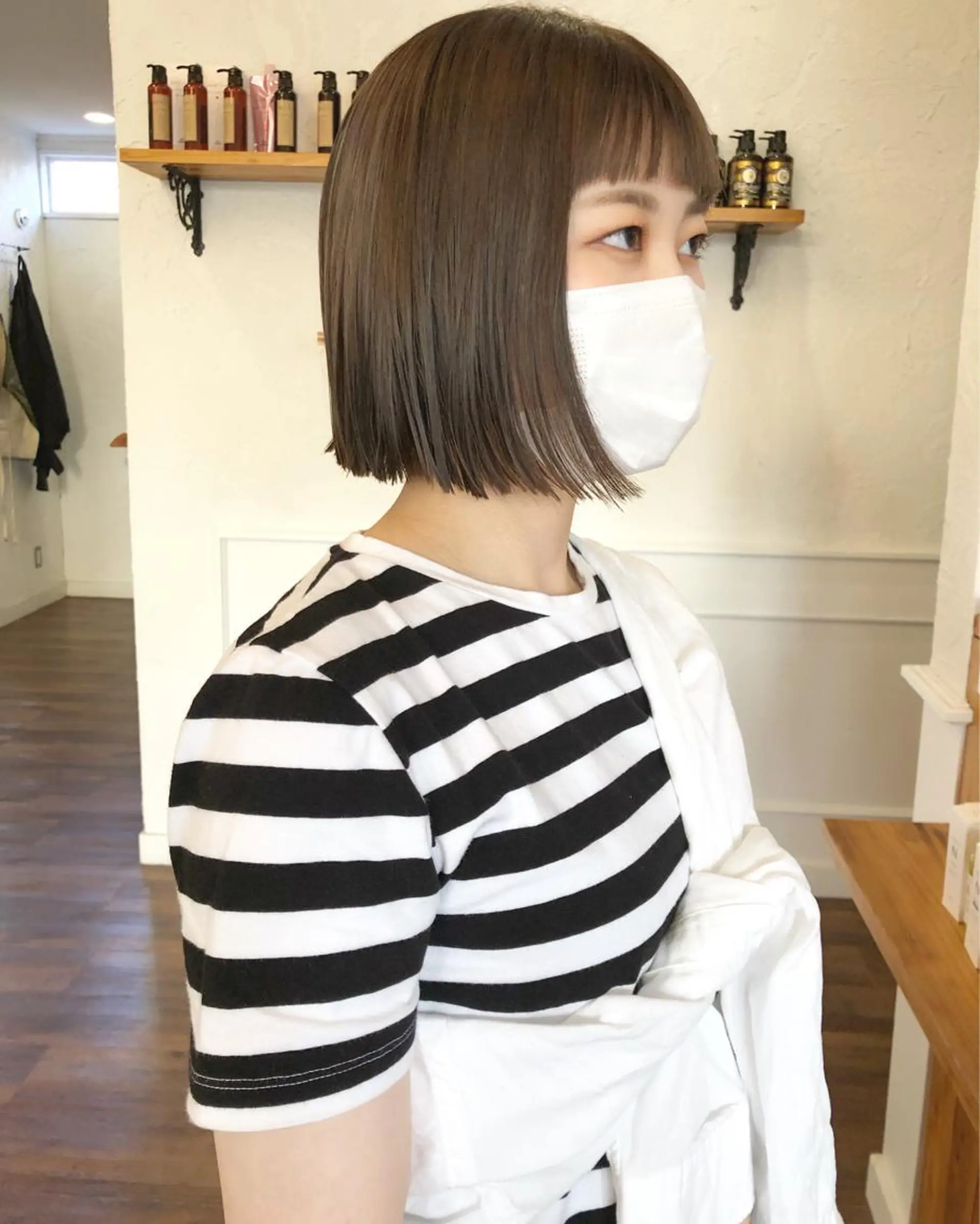 ショート カラー グレージュ オリーブグレージュ オリーブグレー ボブ カット ヘアカラー トリートメント 江原 彩華のヘアスタイル