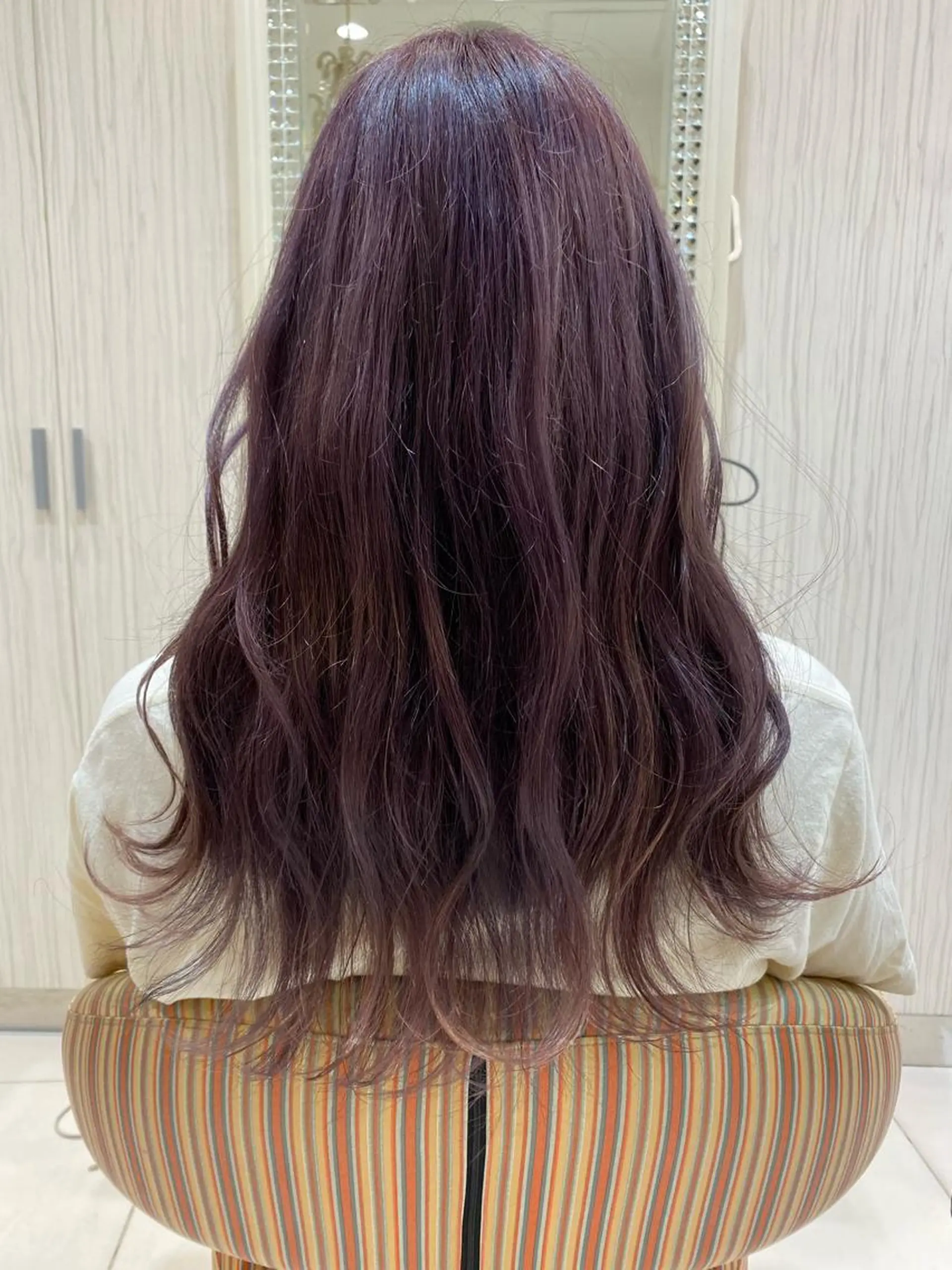 ロング カラー ヘアアレンジ ブリーチ ラベンダーカラー ピンクカラー カット ヘアカラー トリートメント 🥀暖色韓国ヘア💕 保科侑花のヘアスタイル