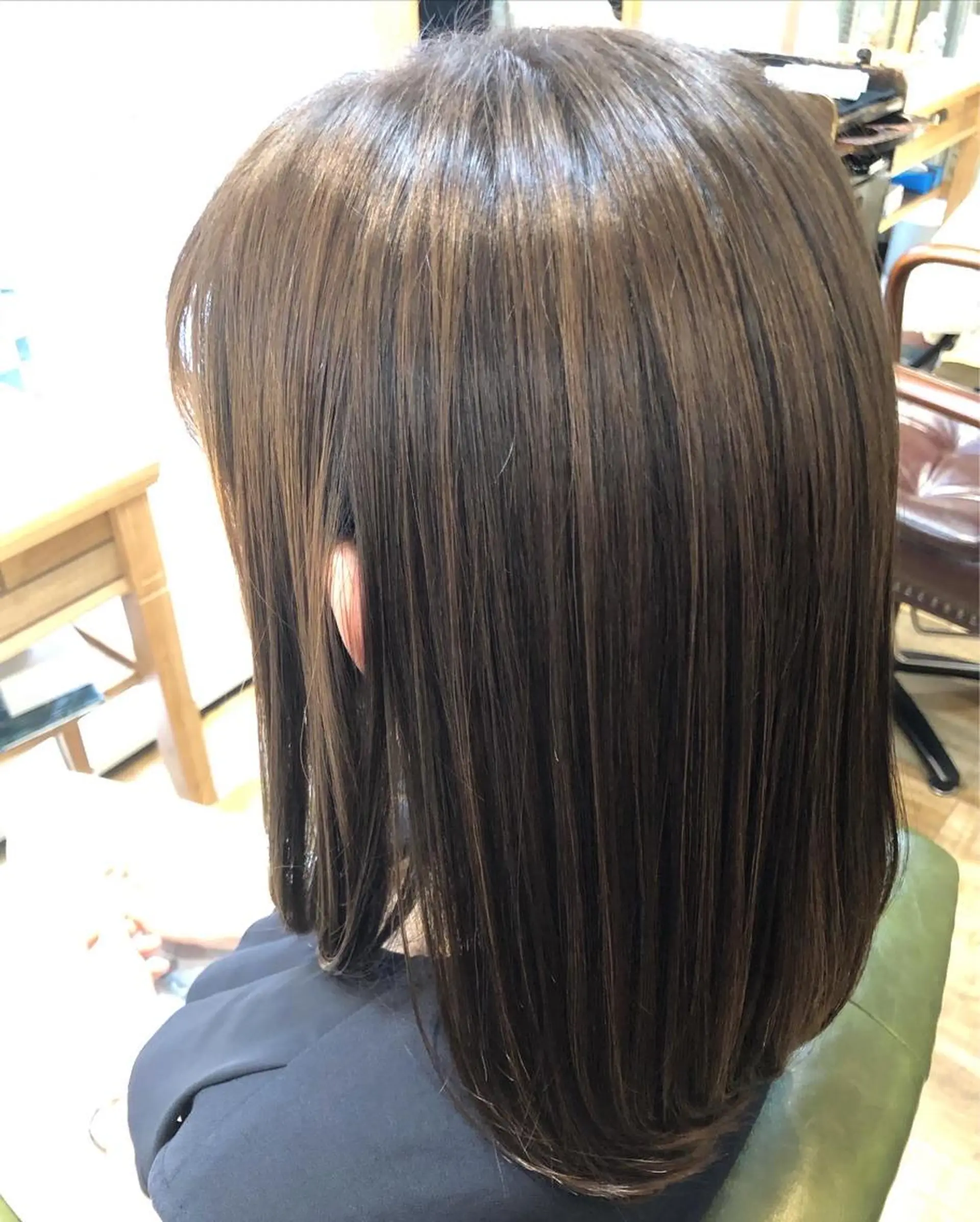 ミディアム カラー ヘアカラー トリートメント 佐藤 美幸のヘアスタイル
