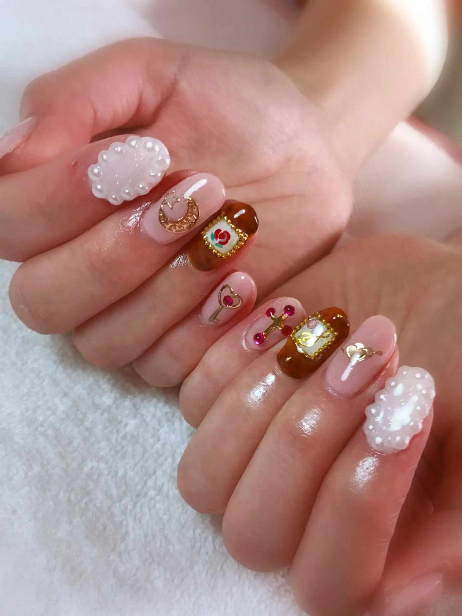 ネイル ガーリー Era nailのネイルデザイン