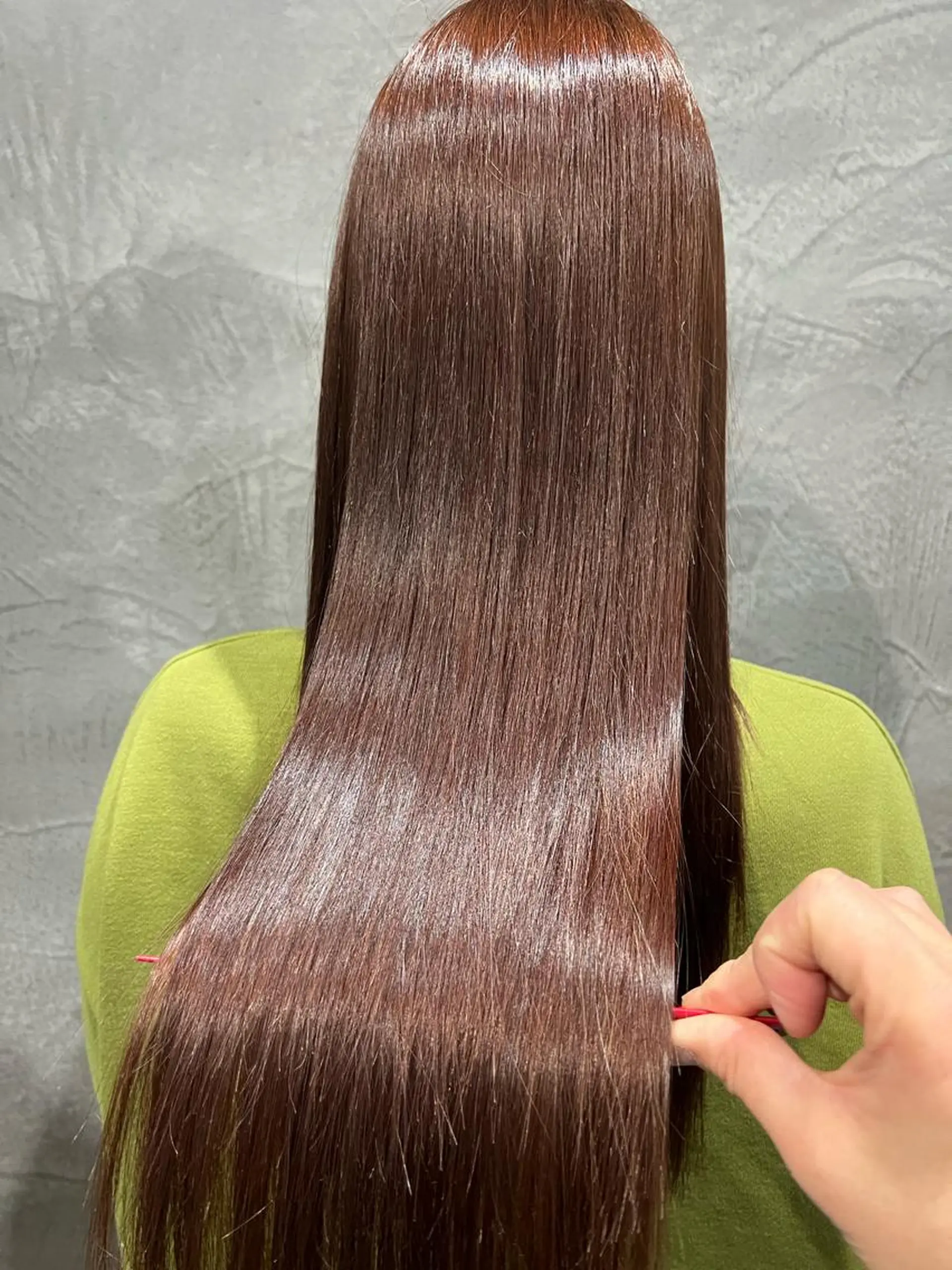 ロング カット 縮毛矯正 トリートメント 乾かすだけで艶髪酸性 ストレート髙橋悠耶のヘアスタイル