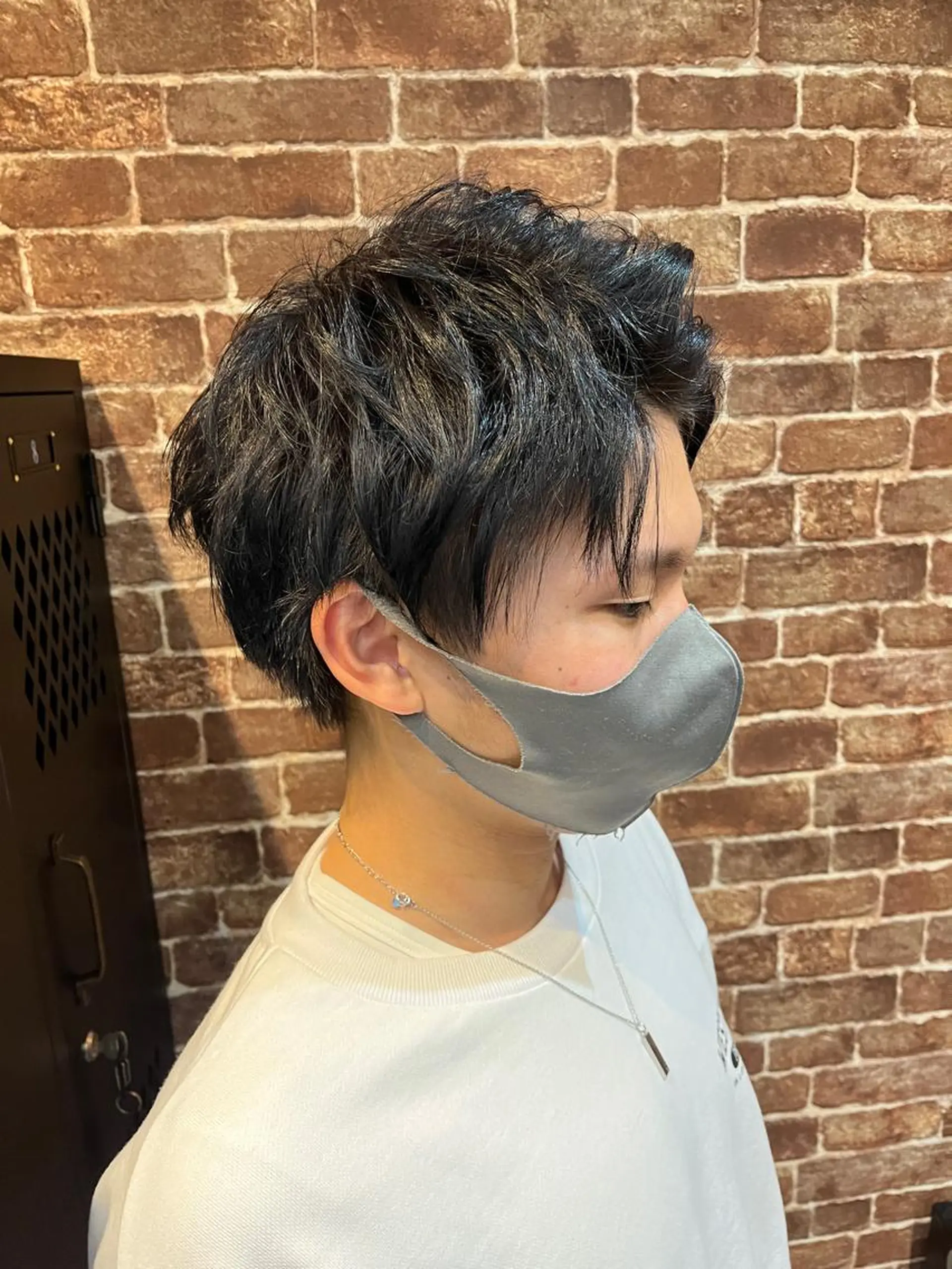 ショート カラー パーマ ヘアアレンジ メンズ キッズ ネイル マツエク・マツパ アイブロウ メンズブリーチ メンズハイライト メンズインナーカラー メンズ韓国風 ブリーチ 久木原 ゆりのヘアスタイル