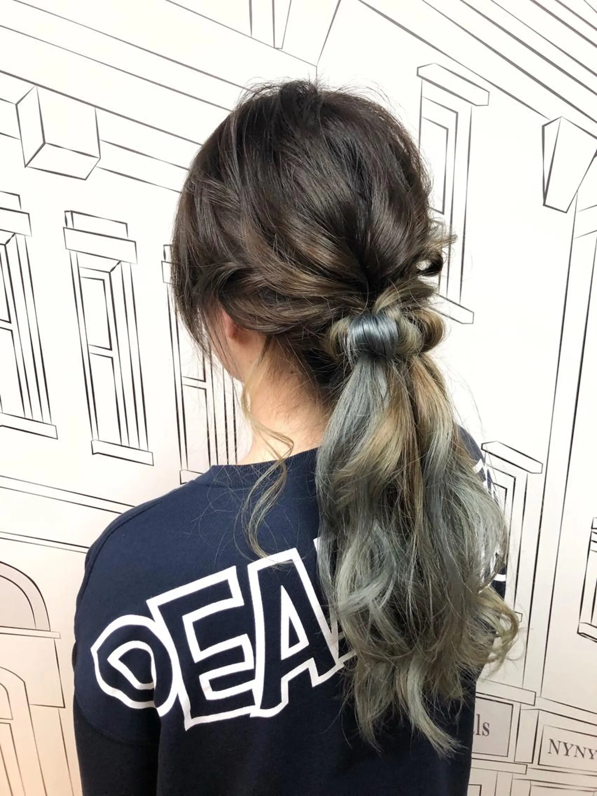 セミロング カラー アッシュ バレイヤージュ レイヤーカット TOMOKA 艶髪/透明感カラーのヘアスタイル