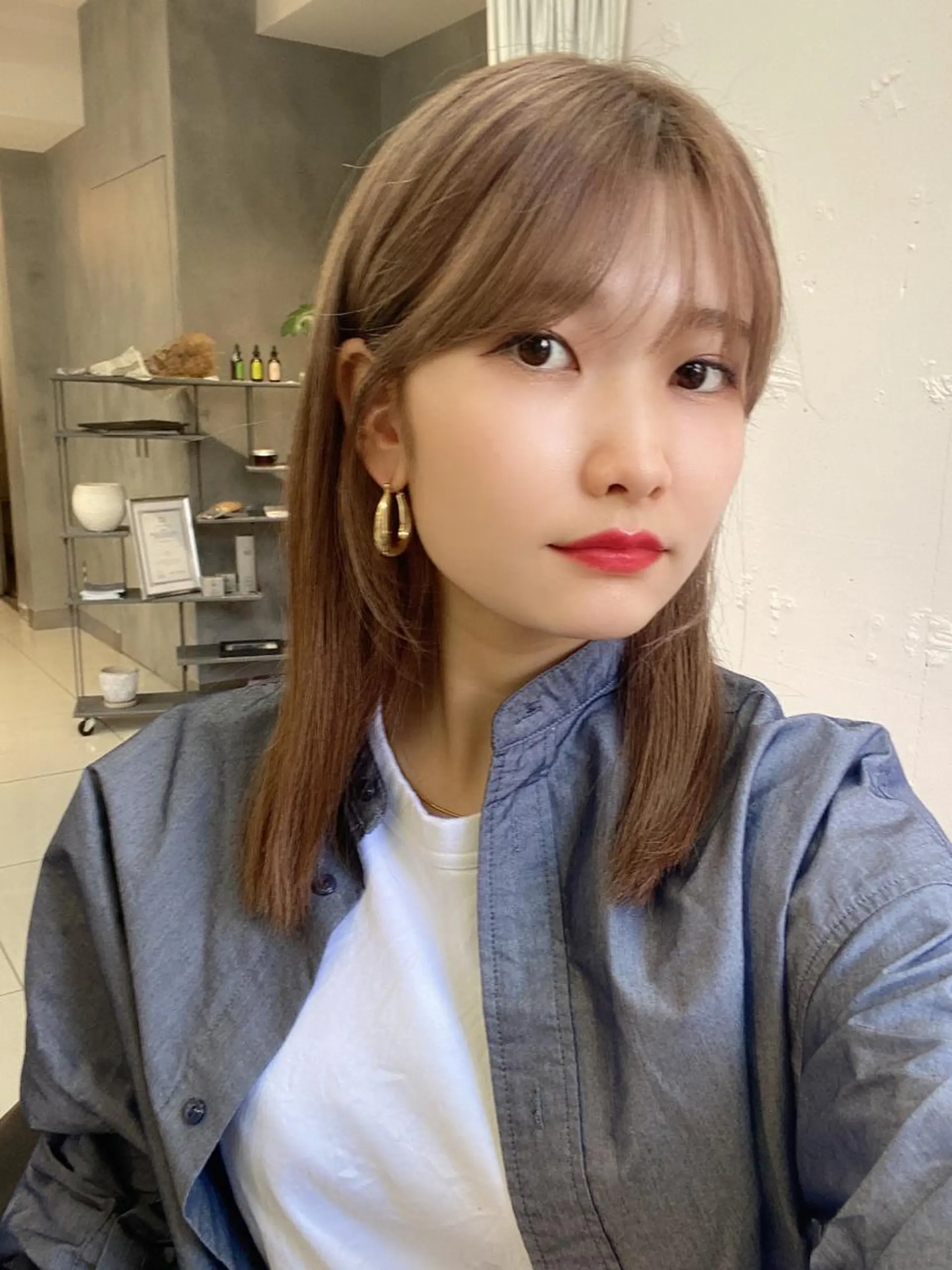 ミディアム 顔周りの垢抜けヘア 立山あいりのヘアスタイル