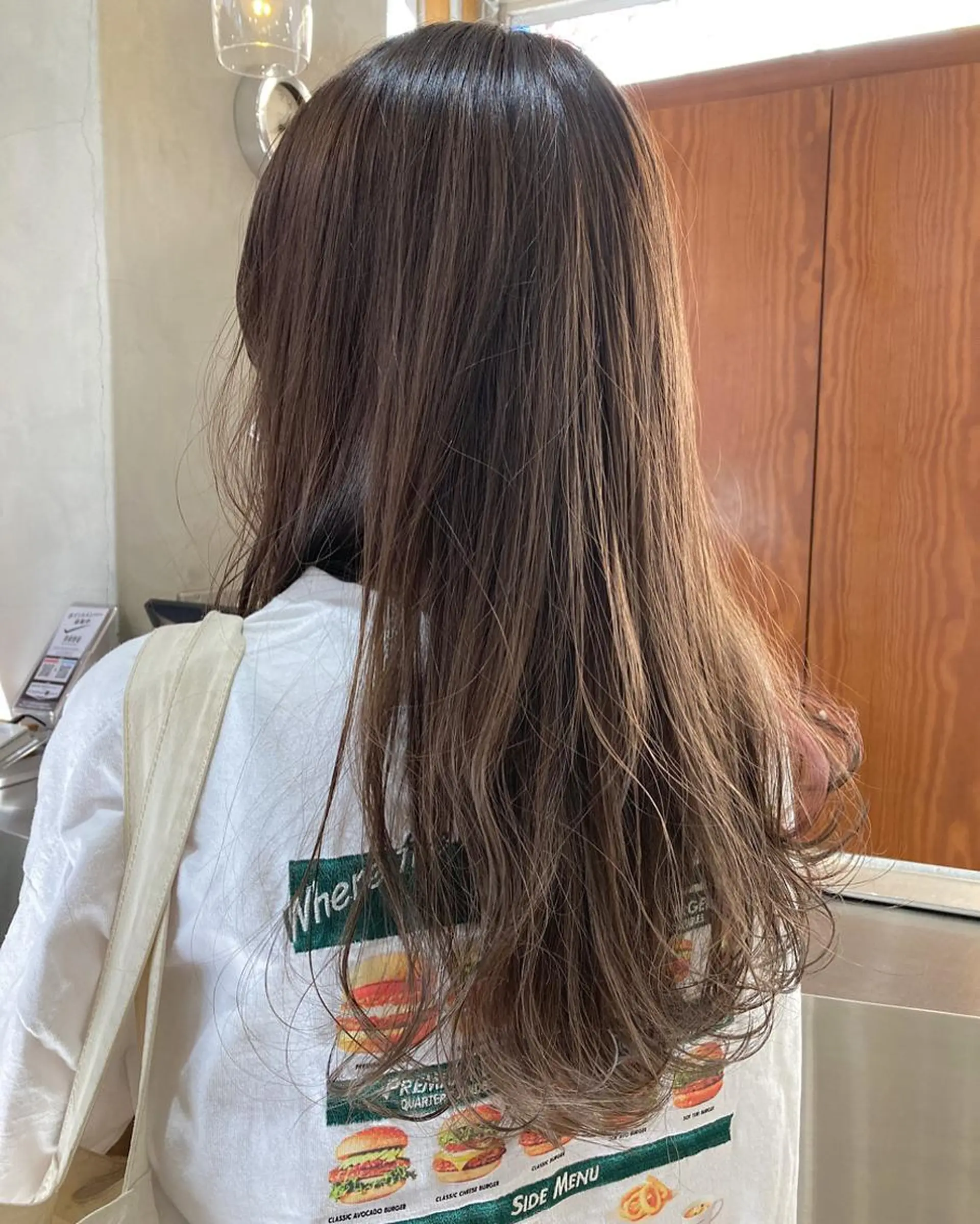 ロング 金子 歩実のヘアスタイル