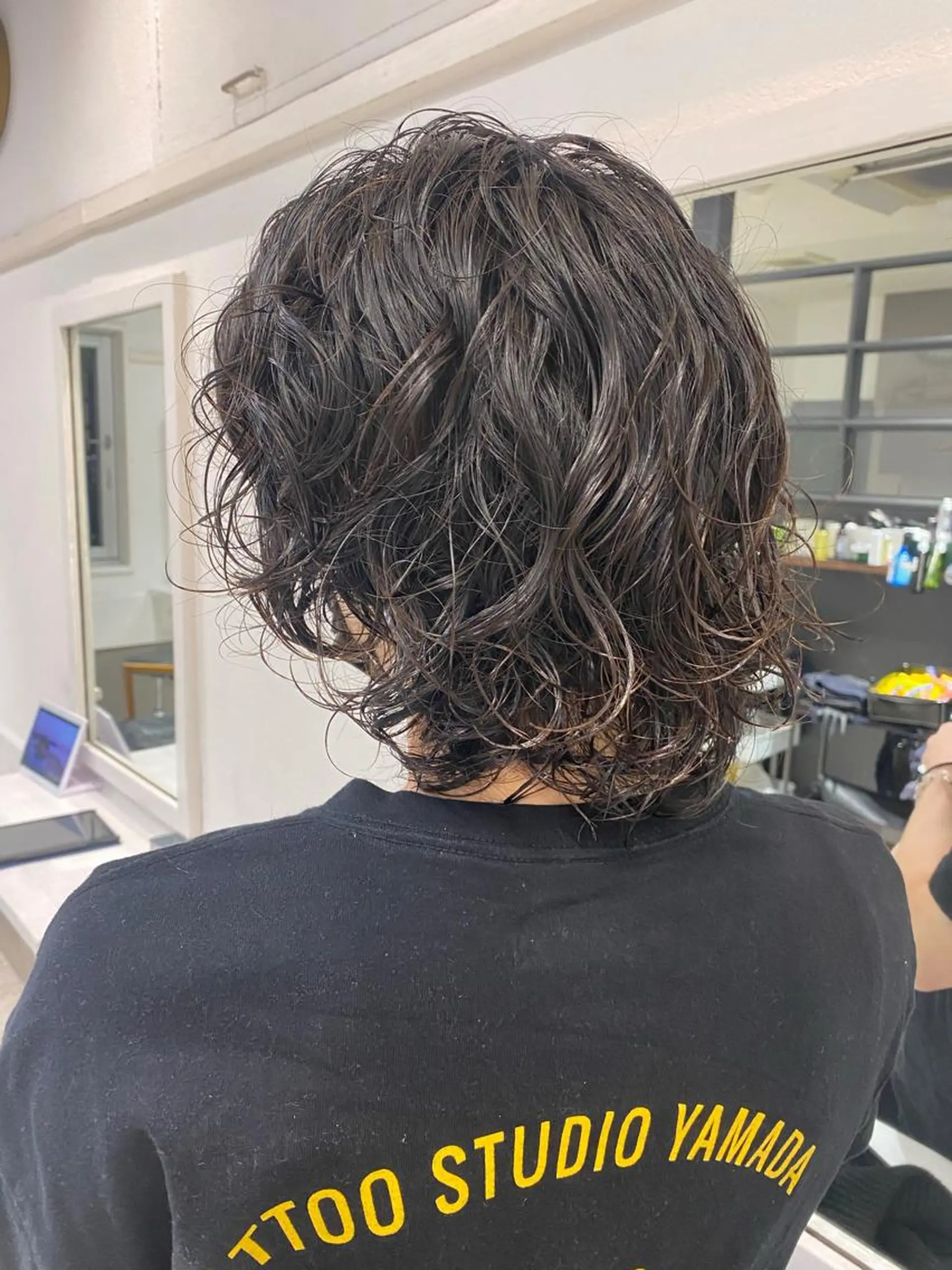 パーマ メンズ メンズパーマ maya レイヤーカットのヘアスタイル