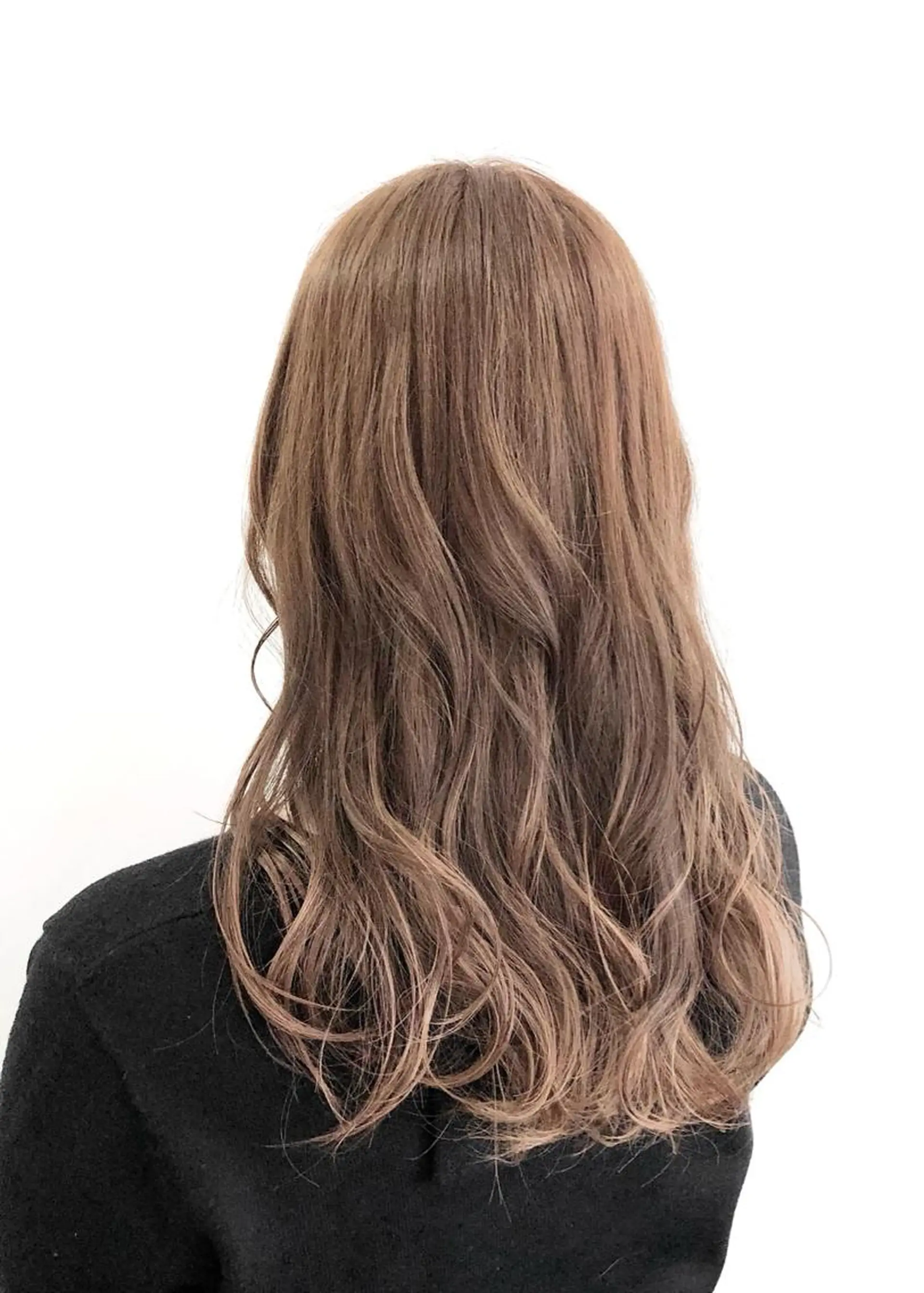 ロング カラー ブリーチ ダブルカラー グレージュ ハイライトカラー ハイトーンカラー LadyBeetle 山本泰史のヘアスタイル