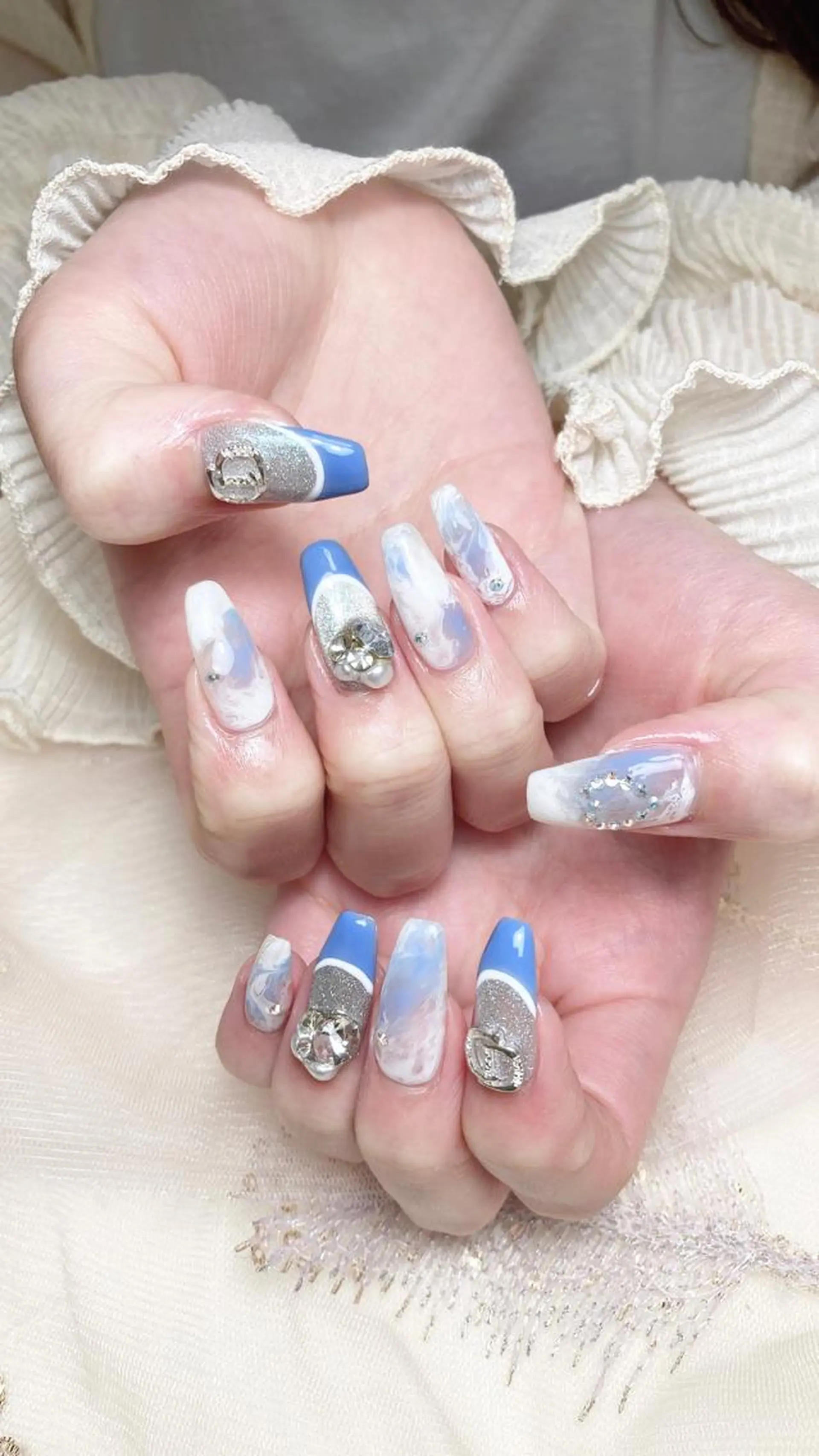 ネイル ewt miniのマツエク・マツパデザイン