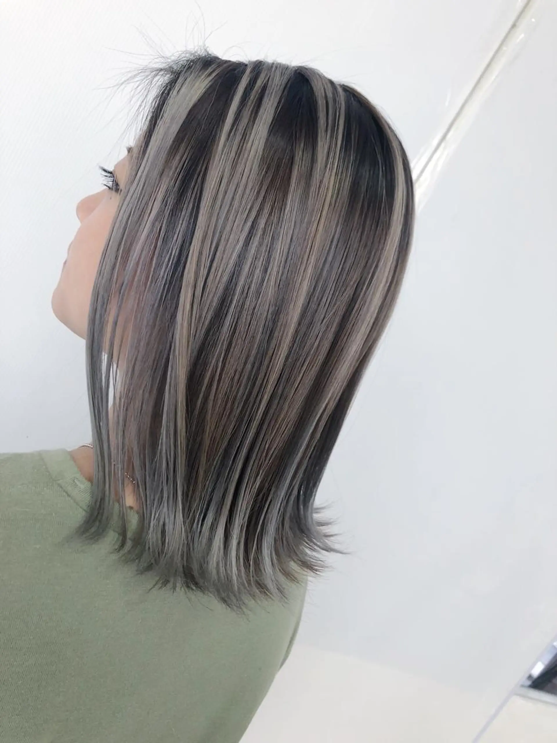 セミロング カラー ✨楠木 愛理✨のヘアスタイル