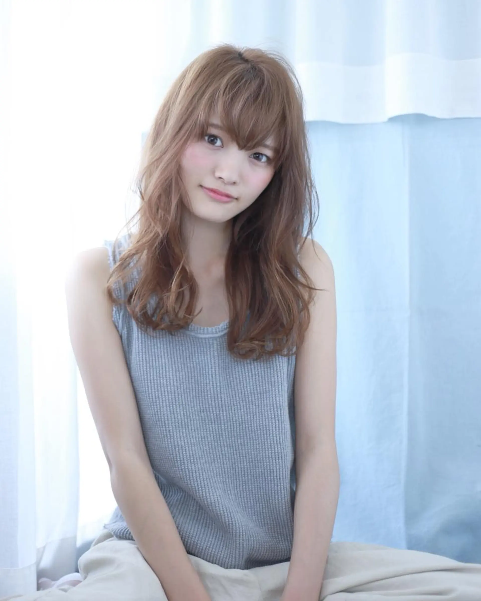 ミディアム 松島 涼花のヘアスタイル