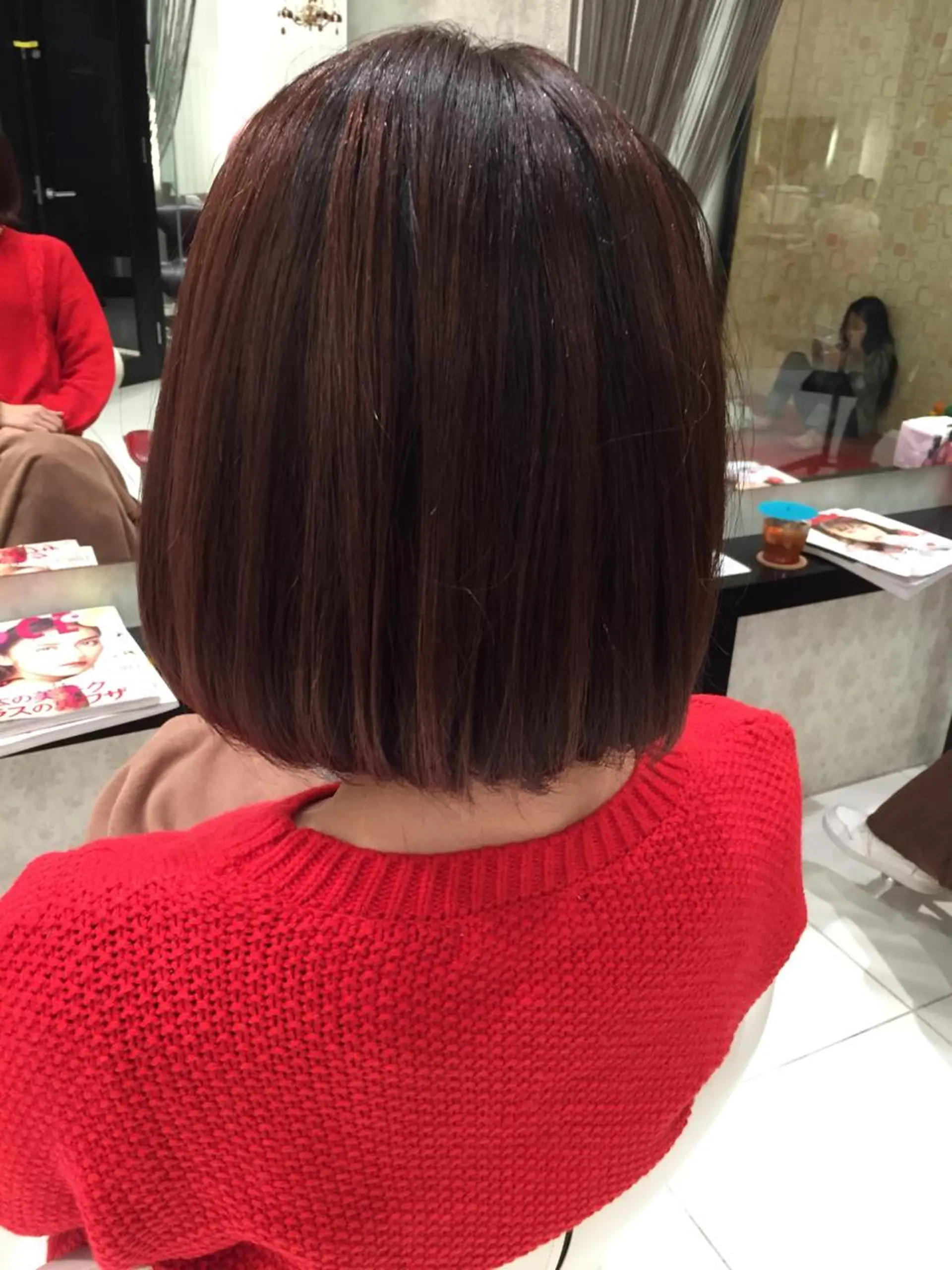 ミディアム カラー 田畑 福恵のヘアスタイル