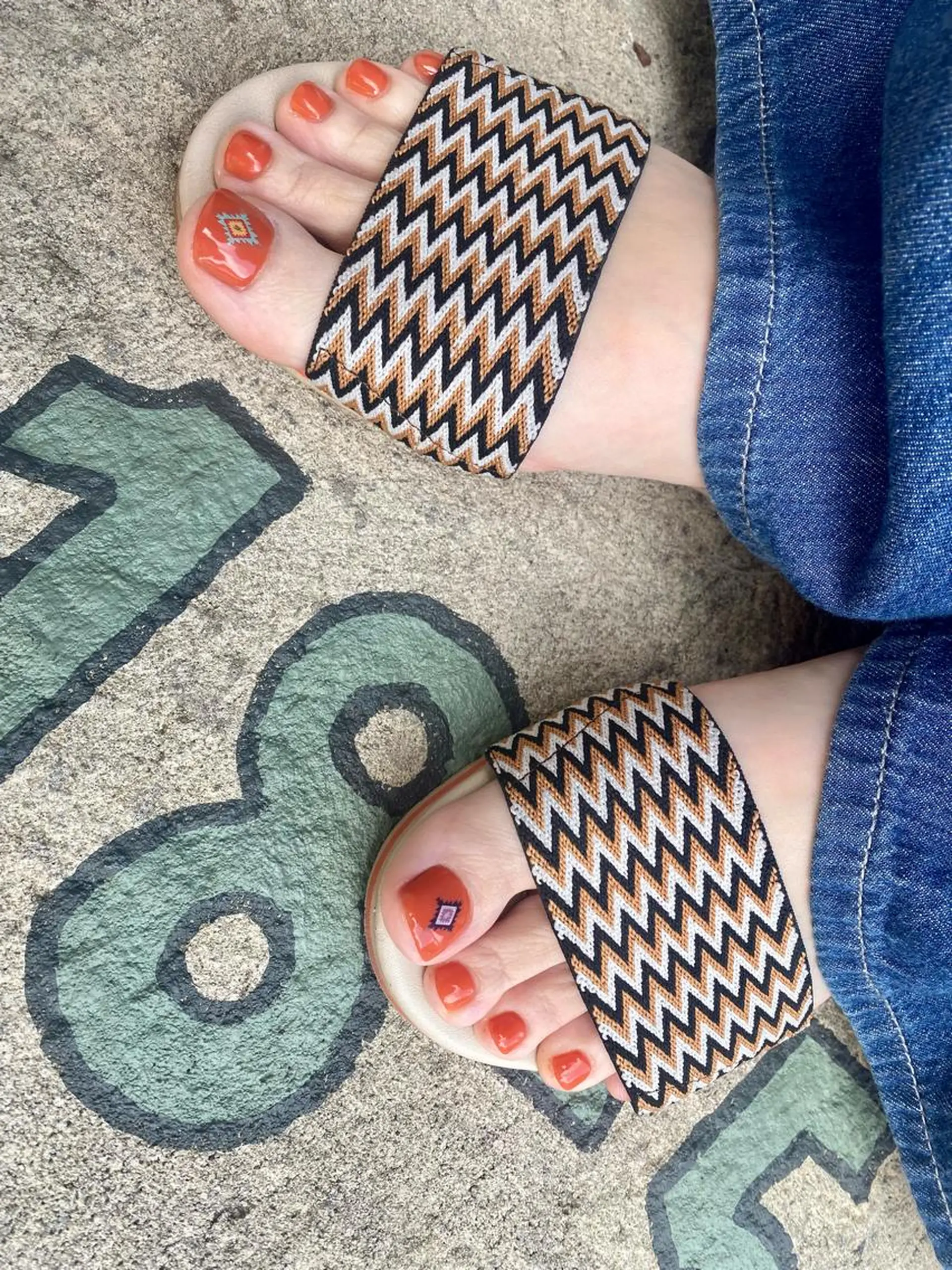 ネイル フットネイル シンプルネイル maa kasi所属・maa kasi ⭐︎Makiのネイルデザイン