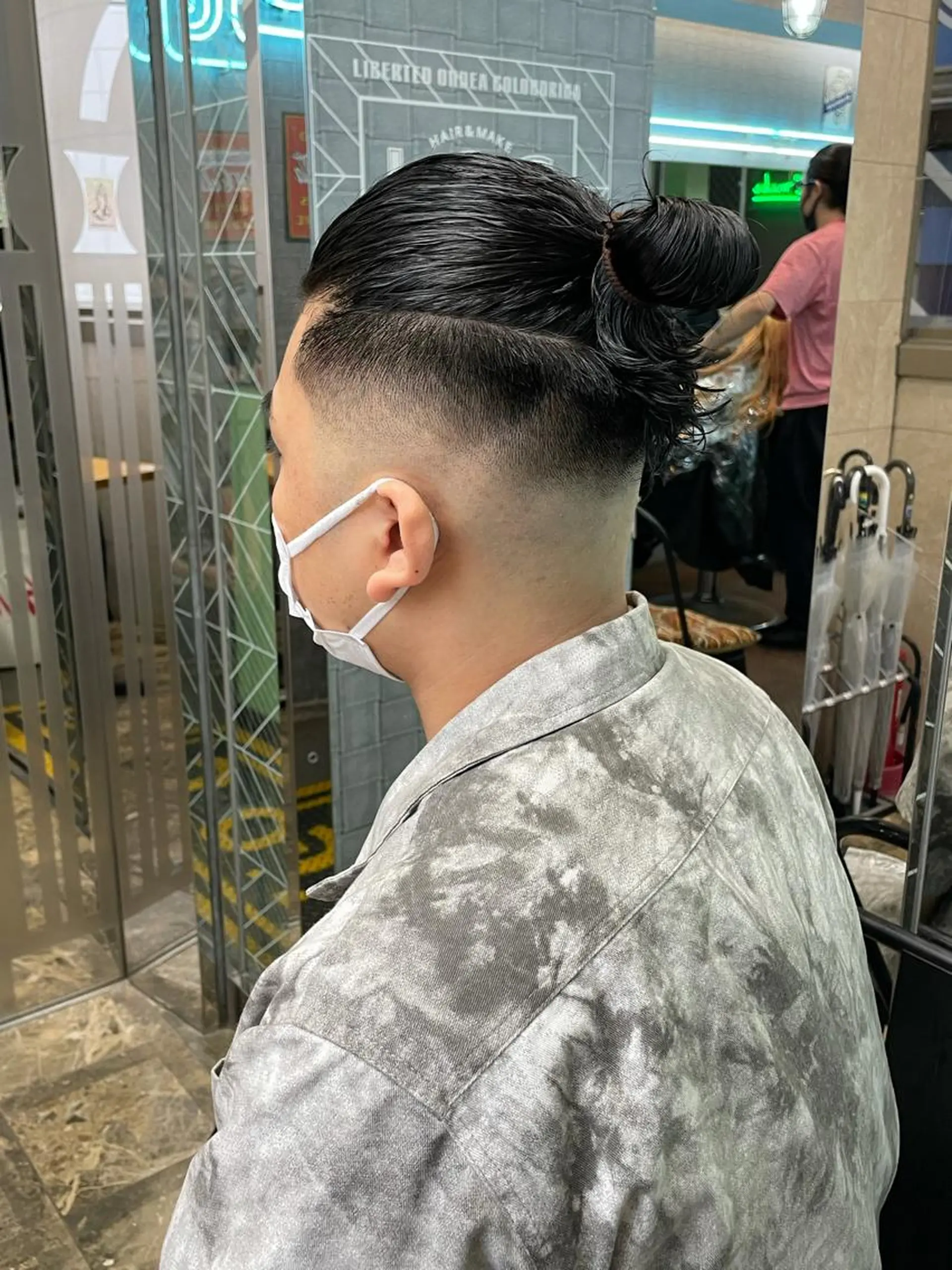 パーマ メンズ マンバンヘア 渋谷/フェード/ 國分 翔のヘアスタイル