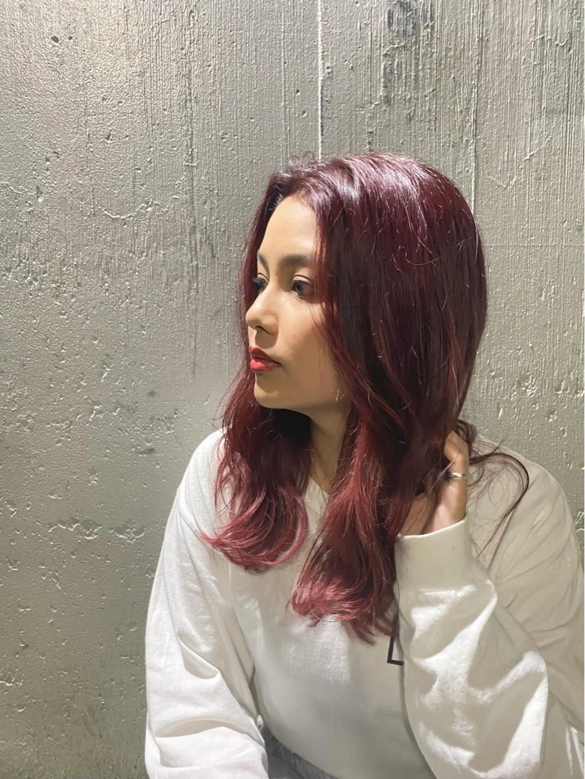 セミロング カラー エクステ ハイトーン 💭黒崎ハルカのヘアスタイル