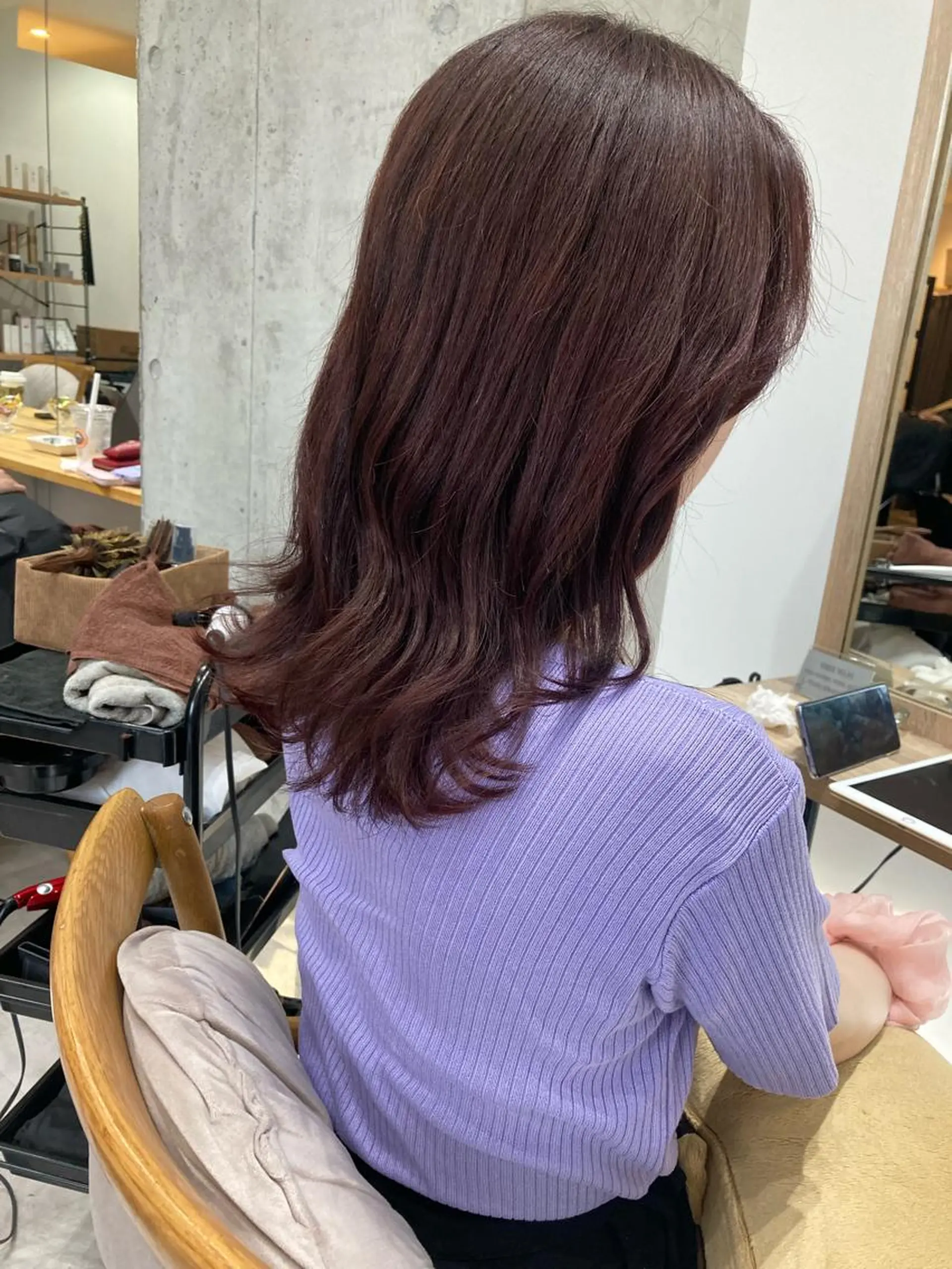 セミロング ヘアカラー トリートメント ✨色持ちの良い艶 カラー✨蟹江真世のヘアスタイル