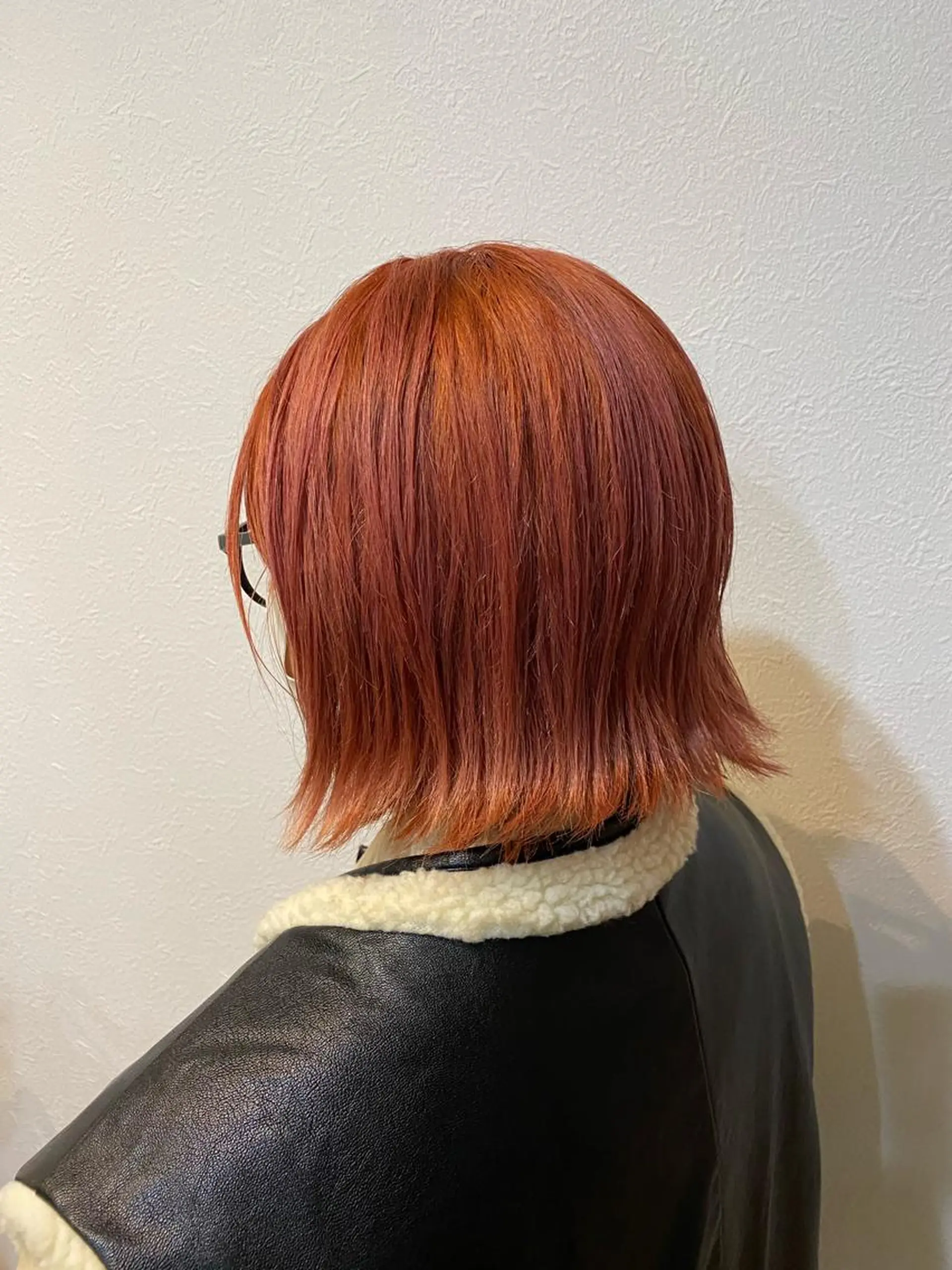 ショート カラー ブリーチ カット ヘアカラー トリートメント 髪質改善／艶カラー 🫧harunaのヘアスタイル