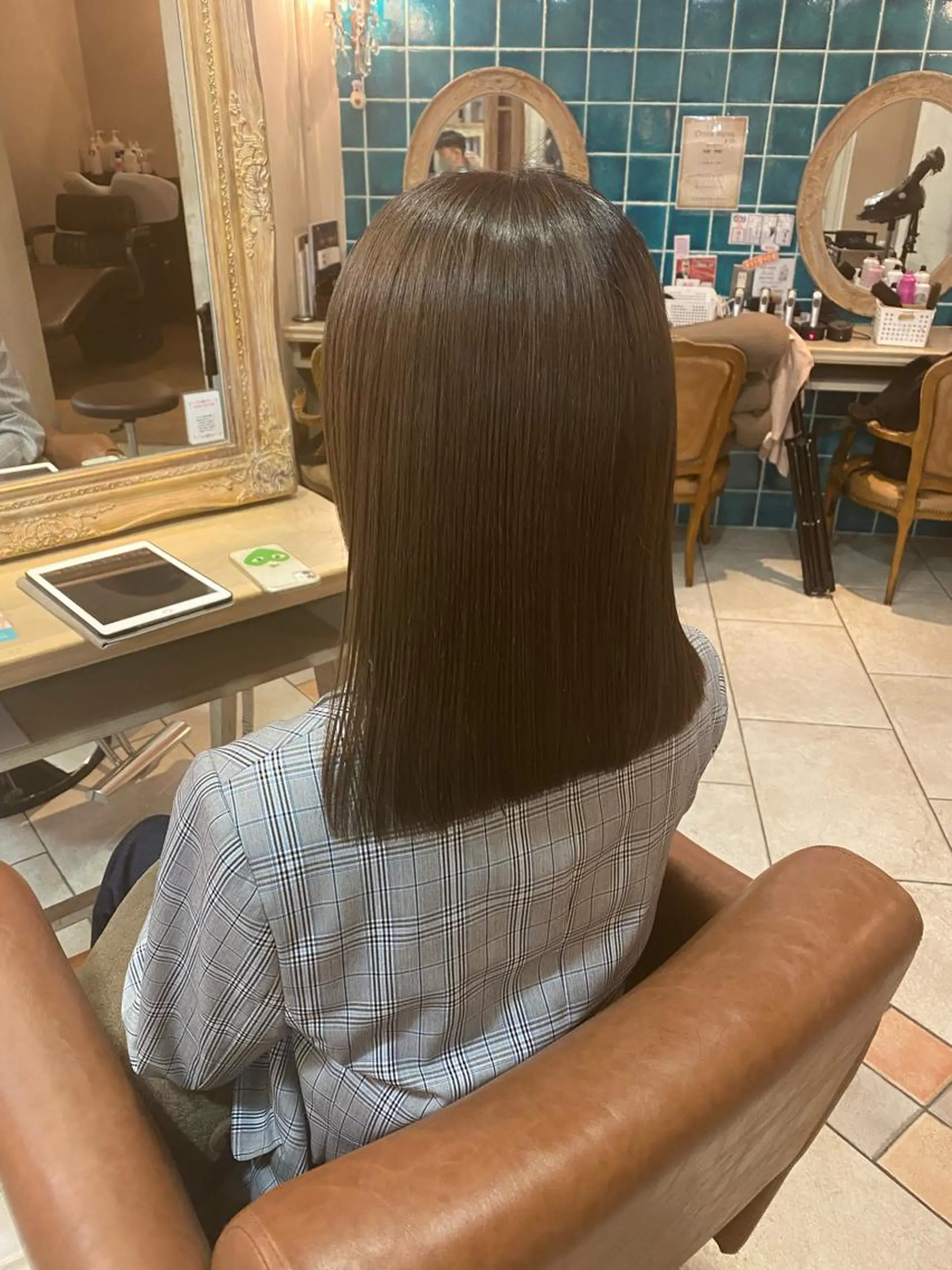 ミディアム 井上 日菜乃のヘアスタイル