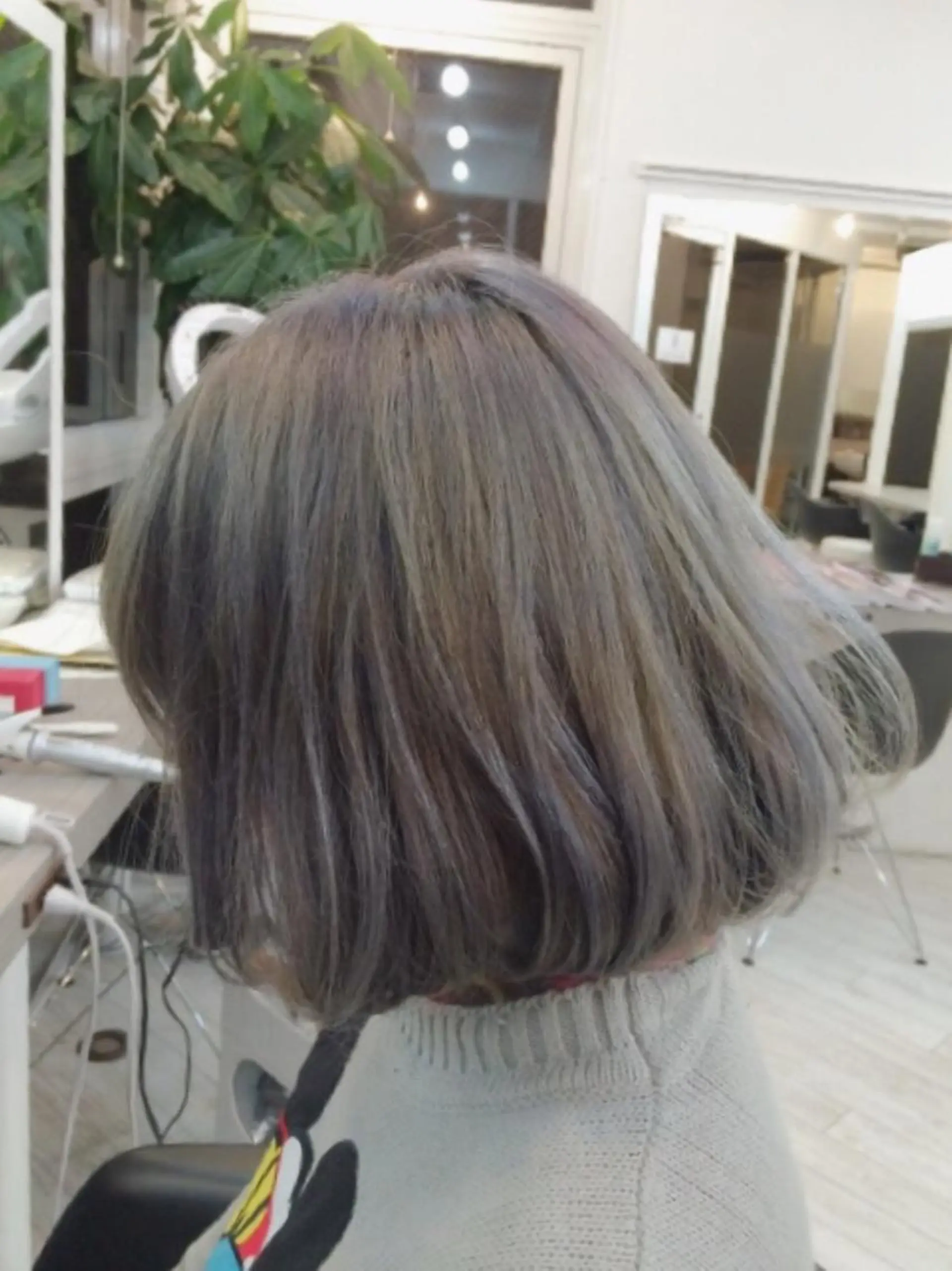ミディアム カット ヘアカラー トリートメント ノグチ ユウキ/ボブのヘアスタイル