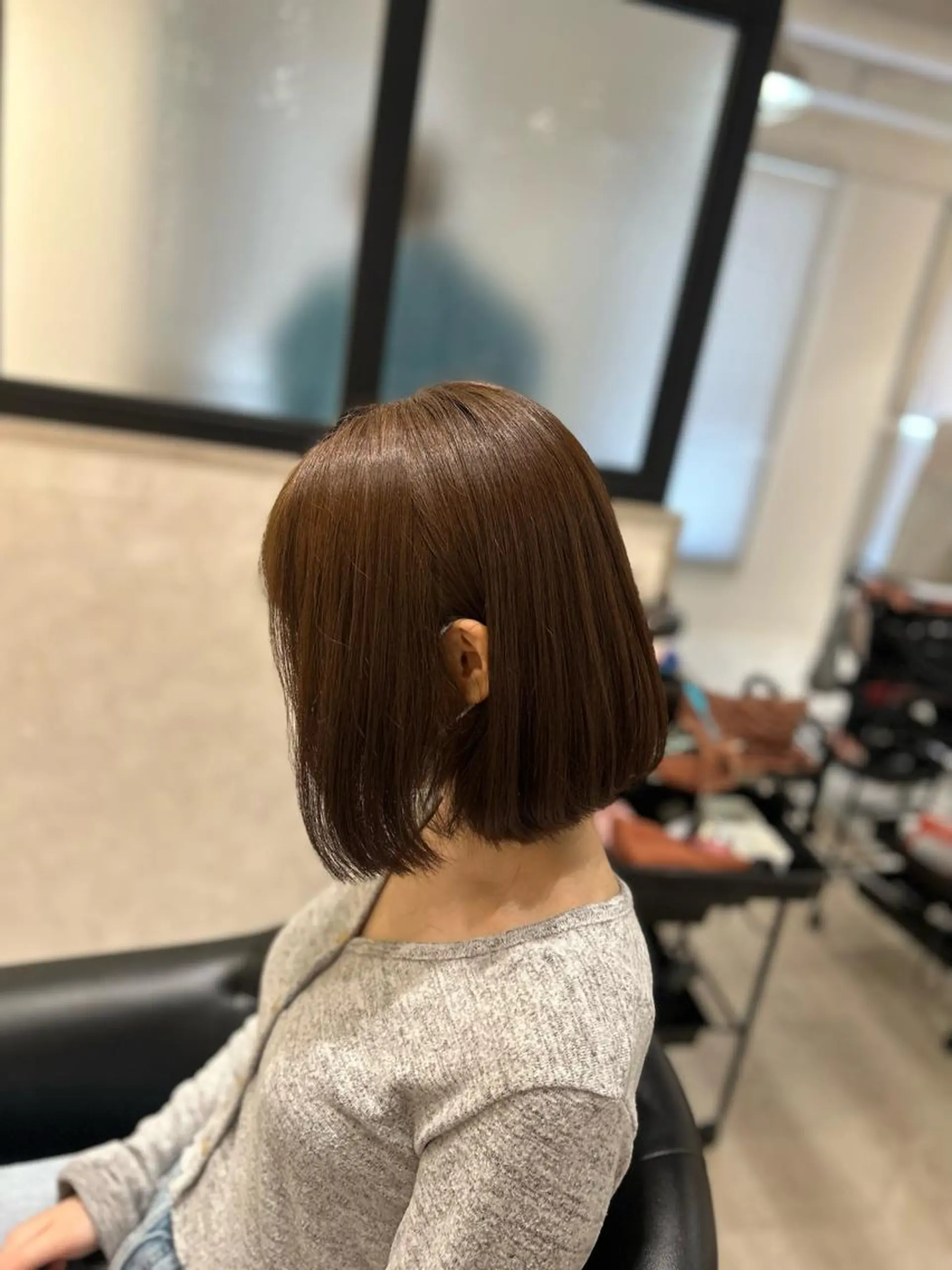 ミディアム カラー ヘアカラー トリートメント emi/髪質改善/ 韓国風/艶カラーのヘアスタイル