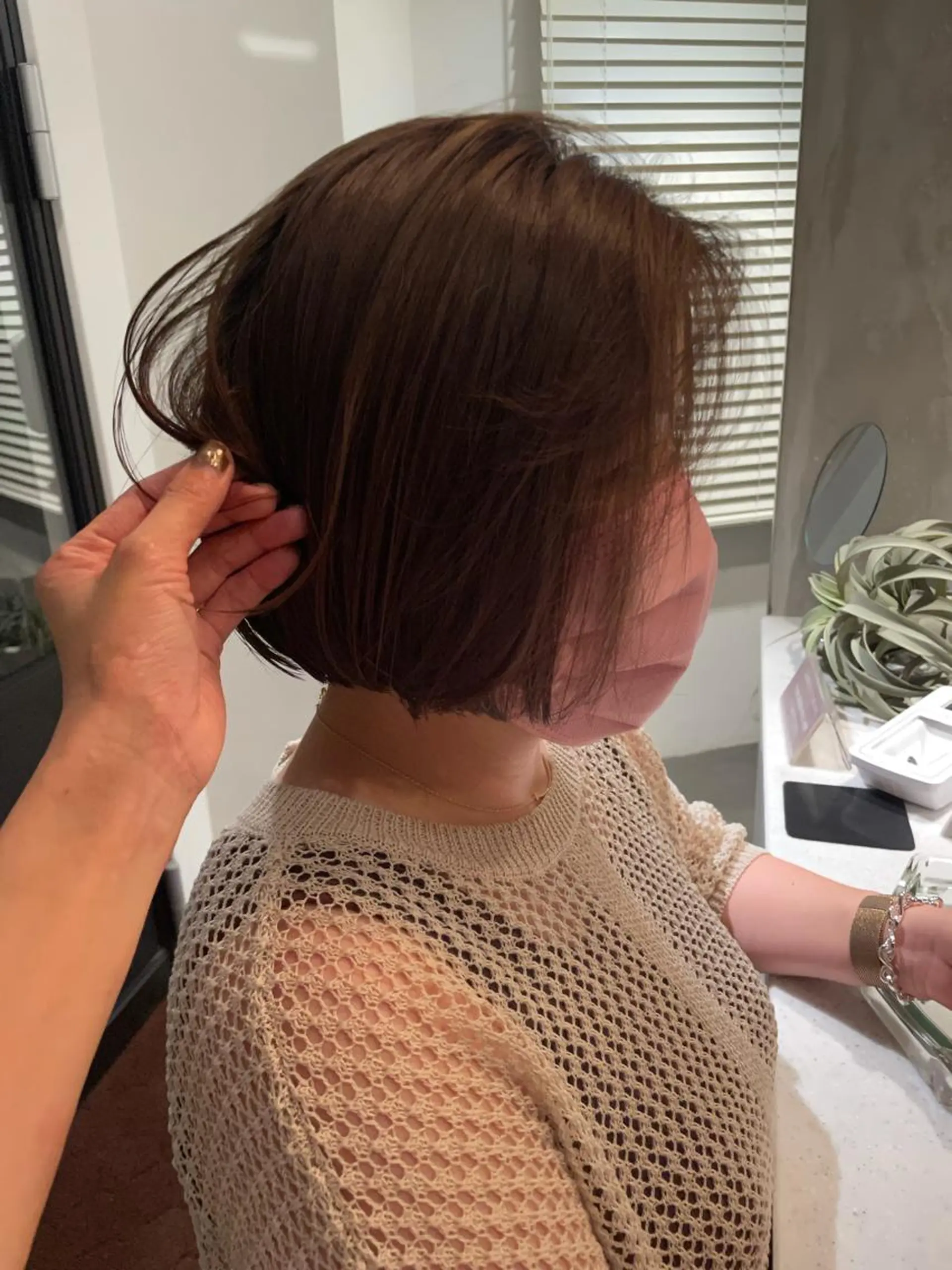 ショート カラー ボブ 大人girly🛋️ 🤍yukakoのヘアスタイル