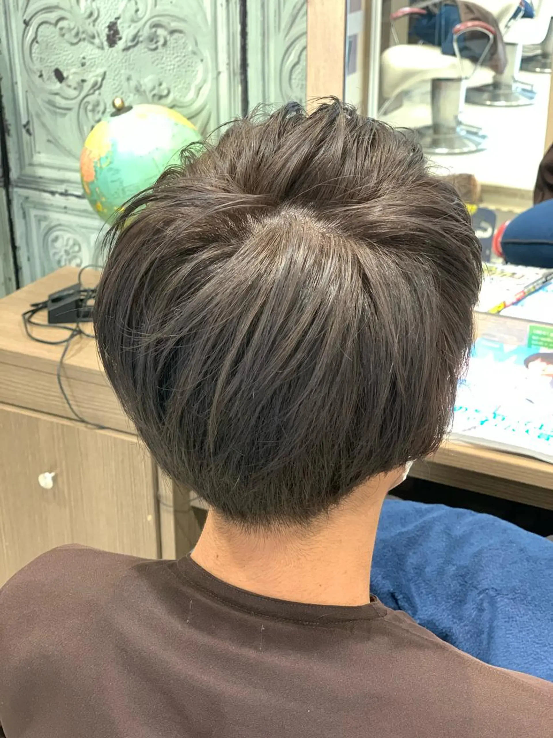 カラー メンズ マッシュ グレージュ 上村 将人のヘアスタイル