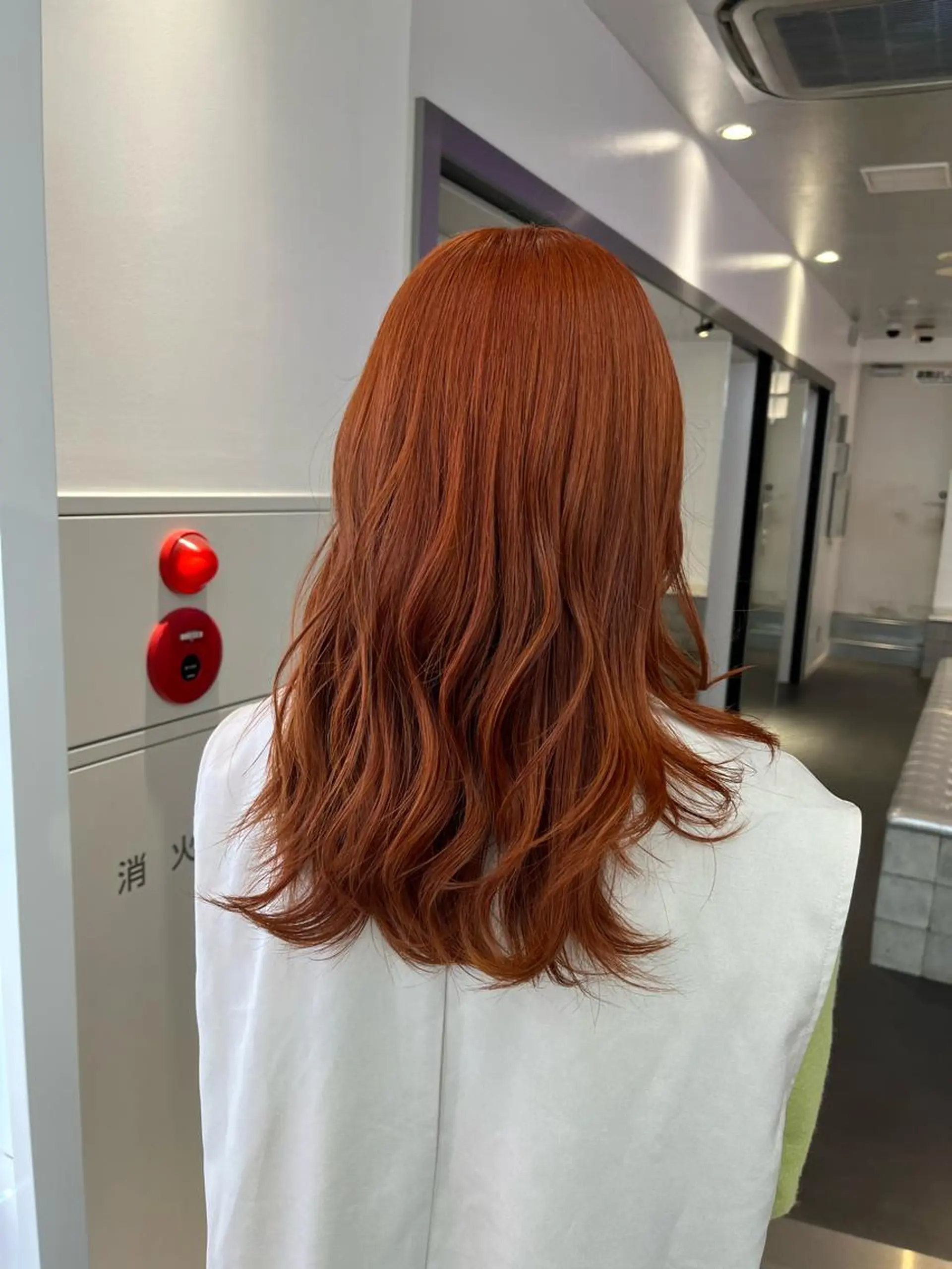 ロング カラー ブリーチ オレンジ ﾚｲﾔｰ🩵透明感 ೀユイ🌙のヘアスタイル