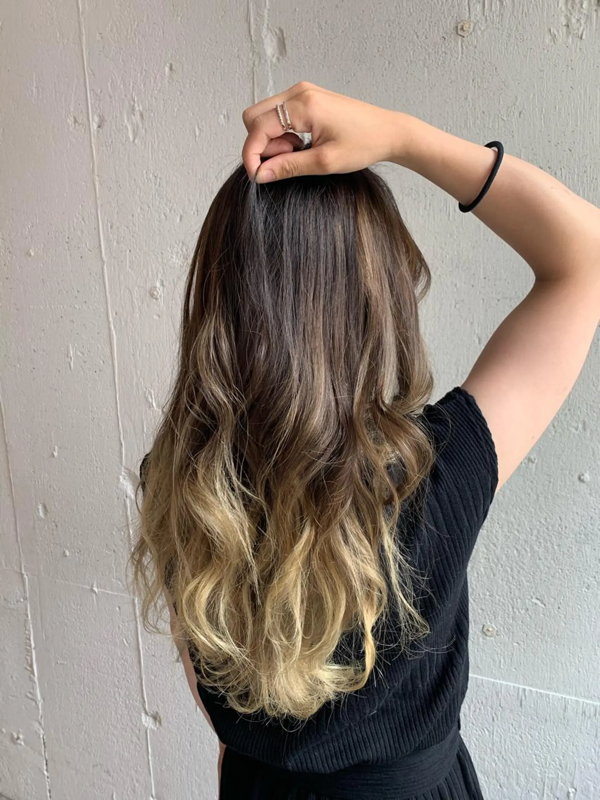 セミロング カラー バレイヤージュ レイヤーカット ヘアカラー トリートメント 💛丁寧さNo.🥇 🧸片山智裕💛のヘアスタイル