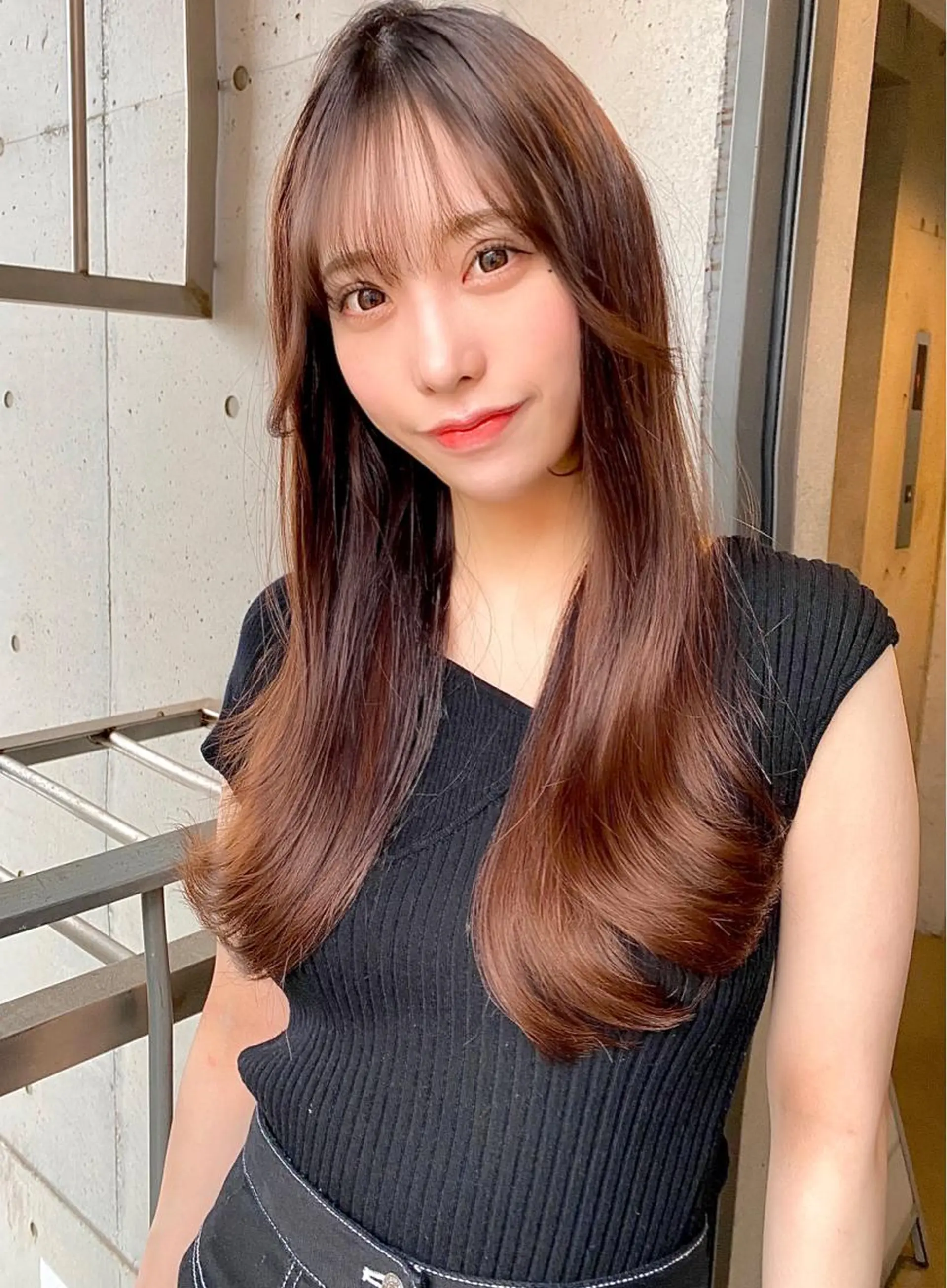 セミロング ボブ くびれヘア エギョモリ 韓国風ヘア レイヤーカット 大人可愛いレイヤー 大田のヘアスタイル