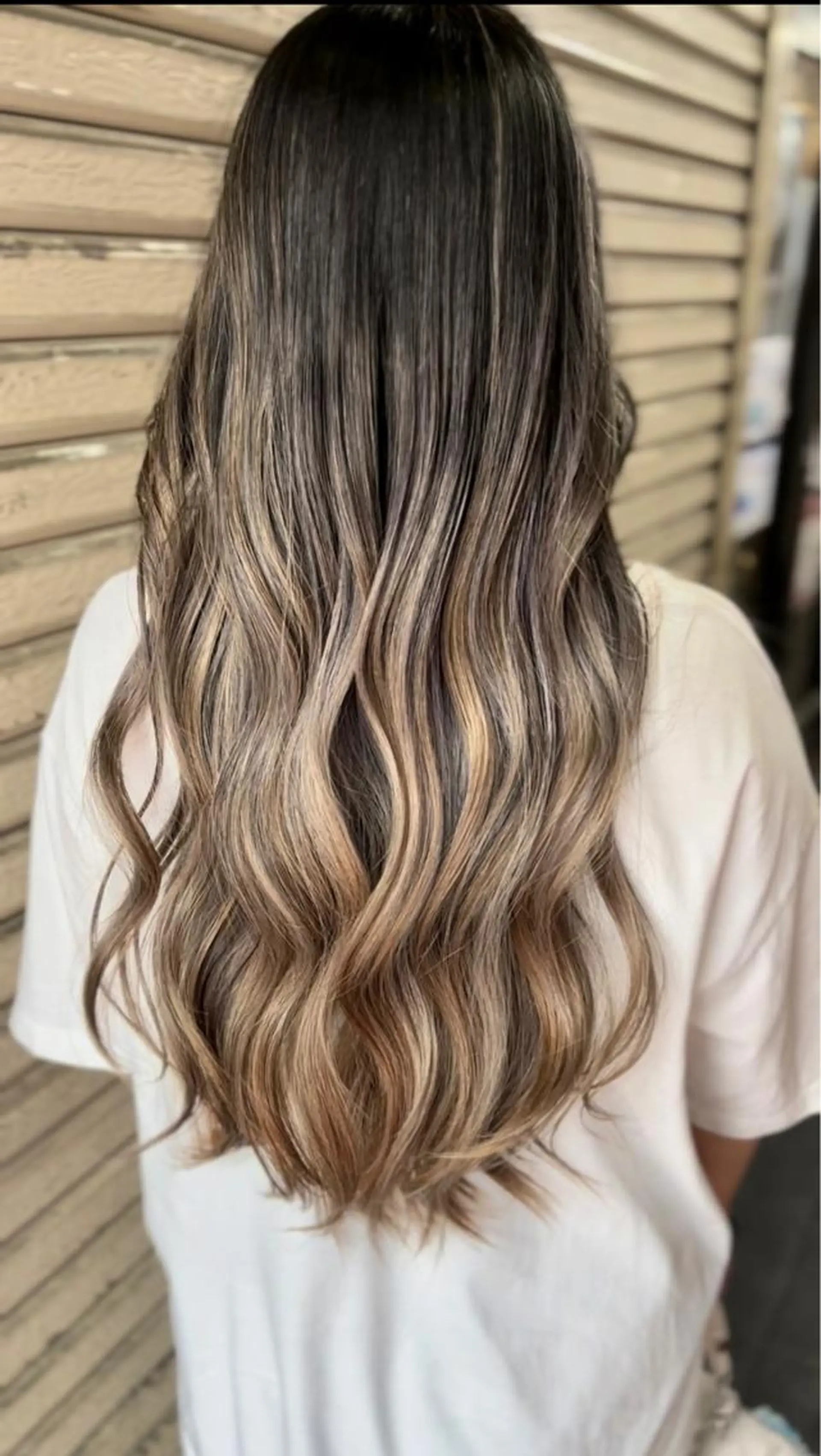 ロング カラー ハイライト 透明感カラー松本のヘアスタイル