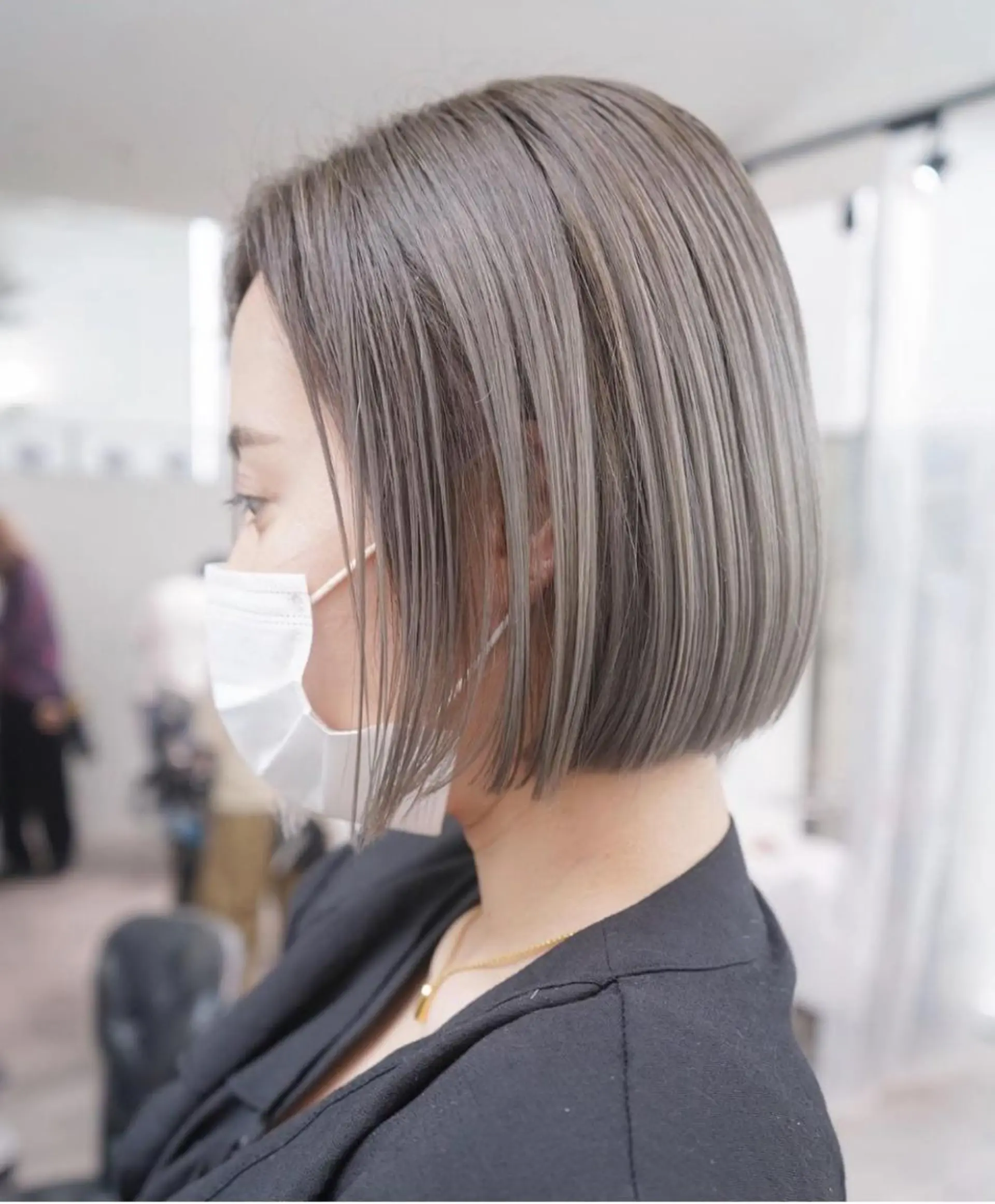 ショート カラー ショートボブ グレージュ ボブ ショートヘア カット ヘアカラー トリートメント mao/天神ブリーチ ハイトーンカラーのヘアスタイル