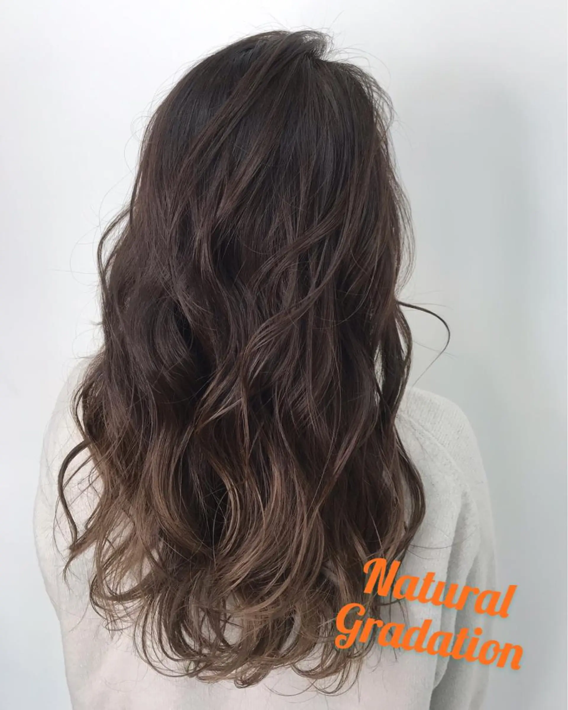 ロング カラー ブリーチカラー/ 岩破瑞希のヘアスタイル