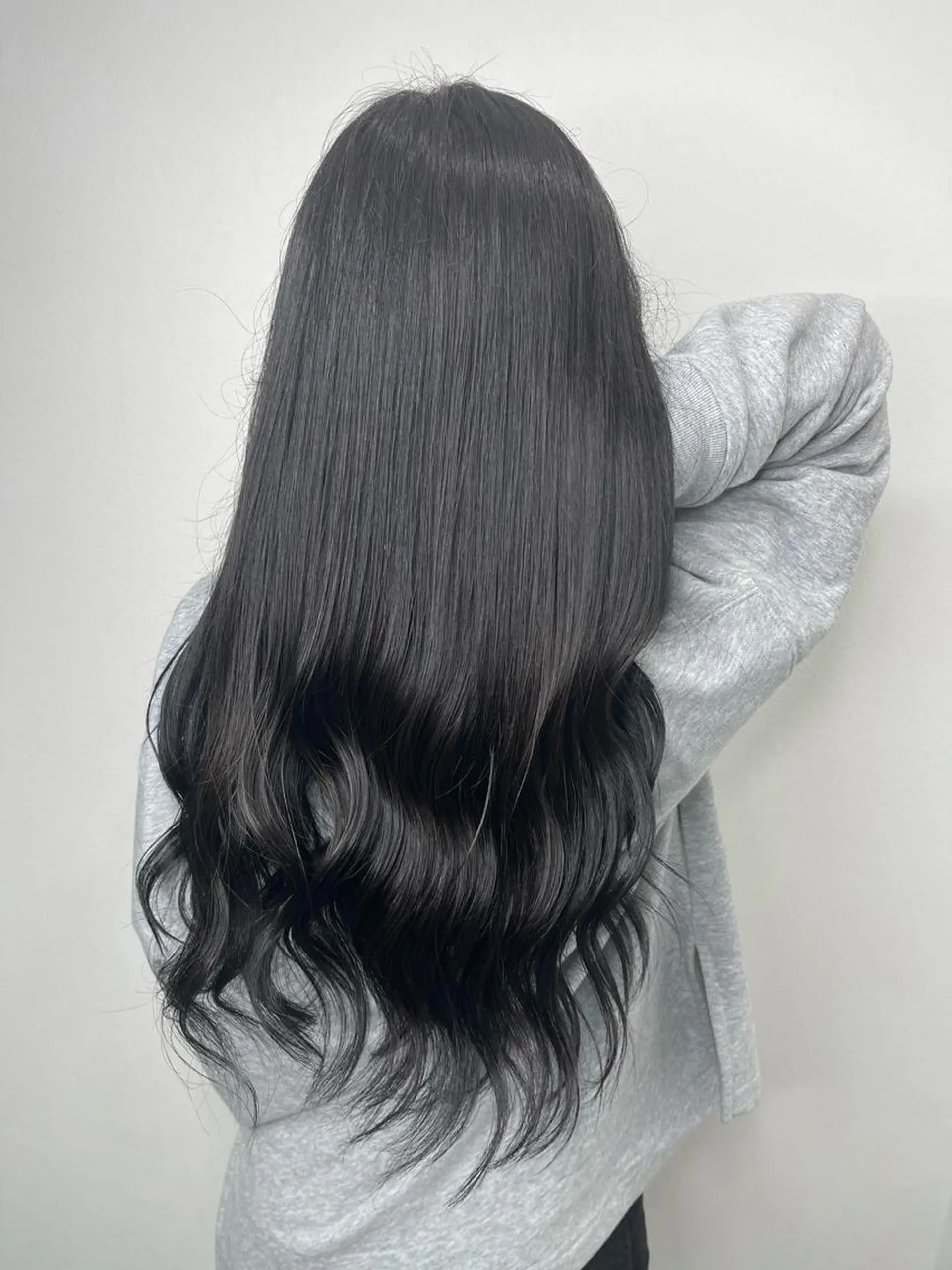 ロング カラー アディクシーカラー イルミナカラー トリートメント カット ヘアカラー トリートメント emi/髪質改善/ 韓国風/艶カラーのヘアスタイル
