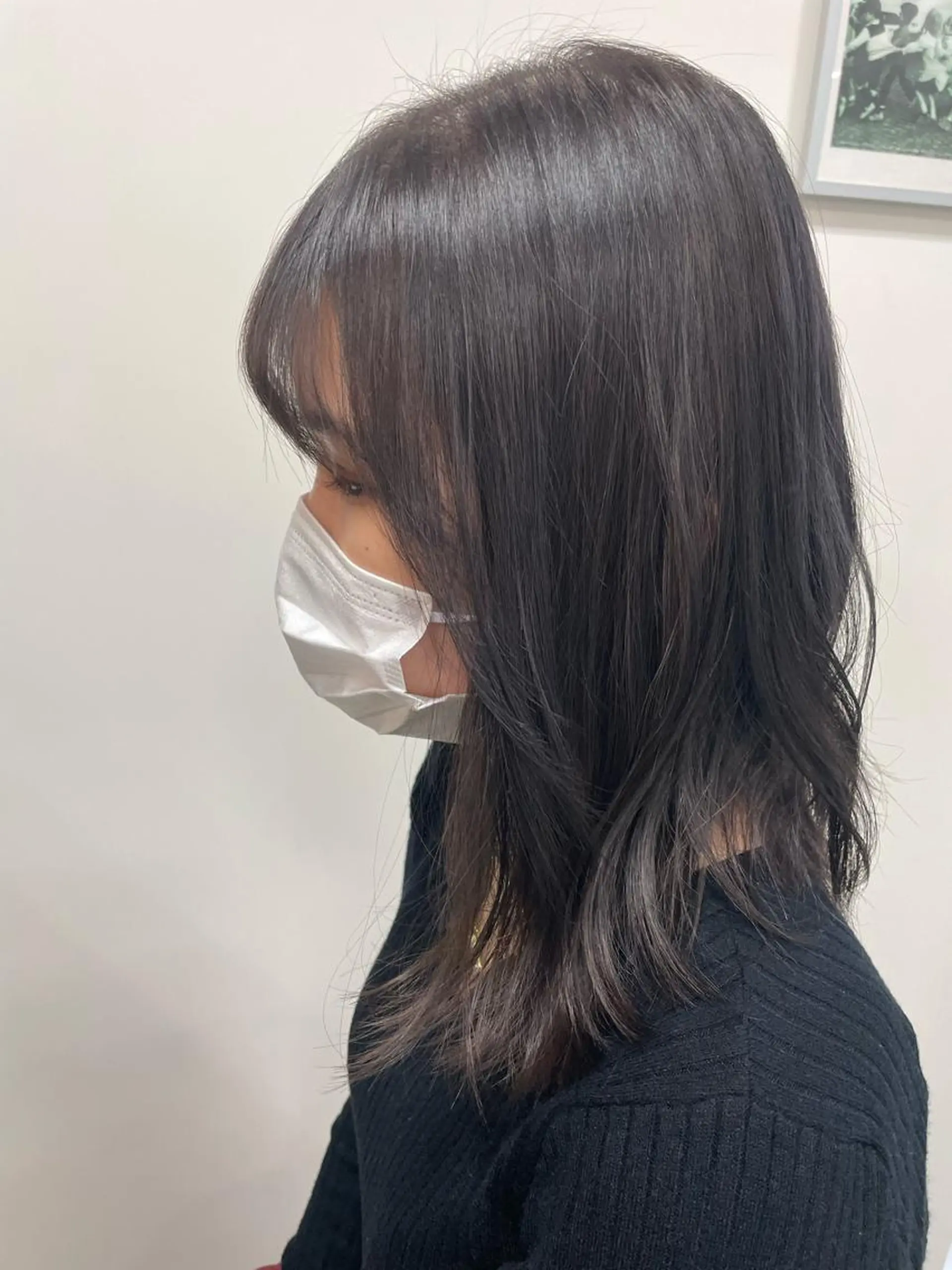 セミロング ヘアカラー ami .のヘアスタイル